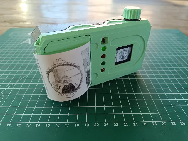 Pi-Zero based Instant camera