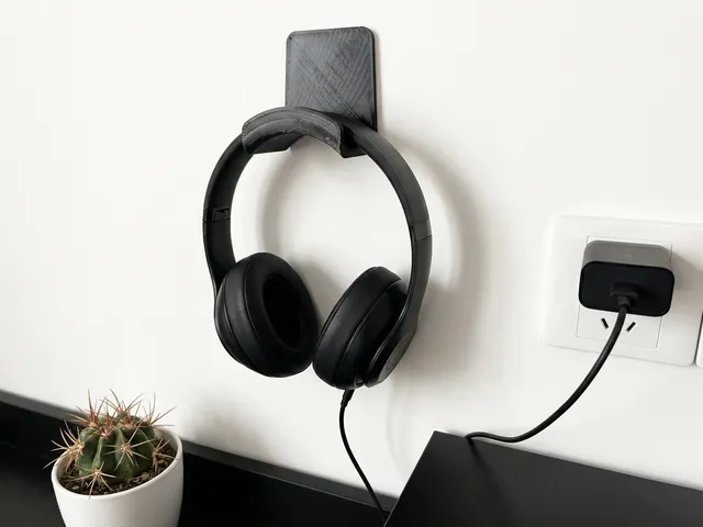 Wall Mounted Headphone Hanger