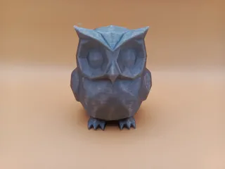Low-Poly Geometric Owl Sculpture