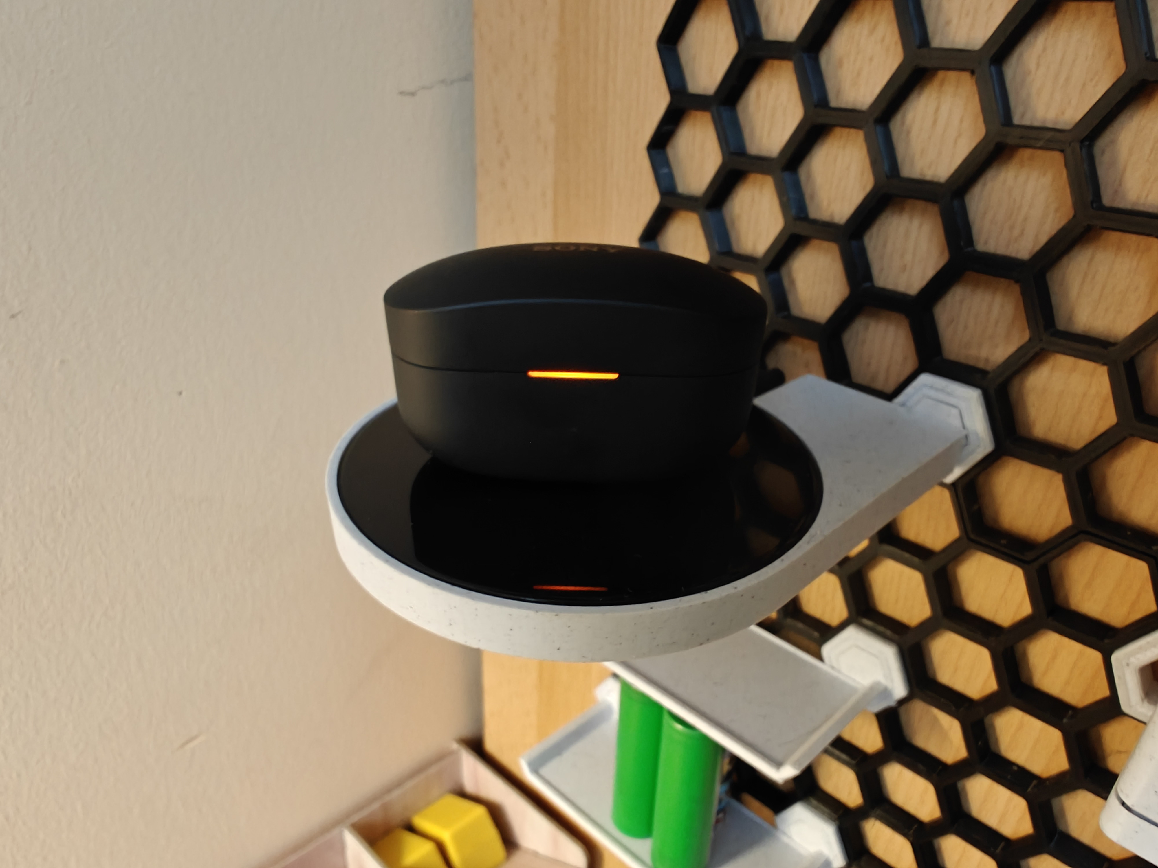 Baseus Simple Wireless Charger Holder for HSW