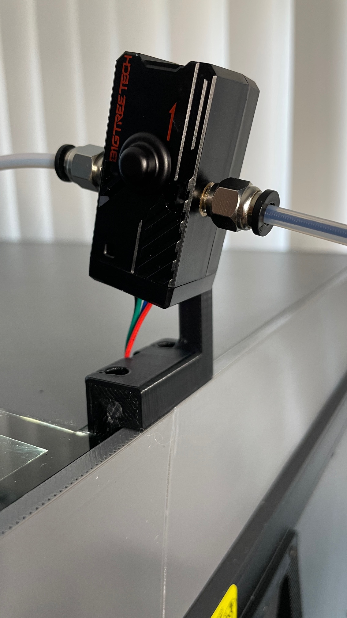 BTT Filament Smart Sensor V2 SFS Mount for Sovol SV08 Max