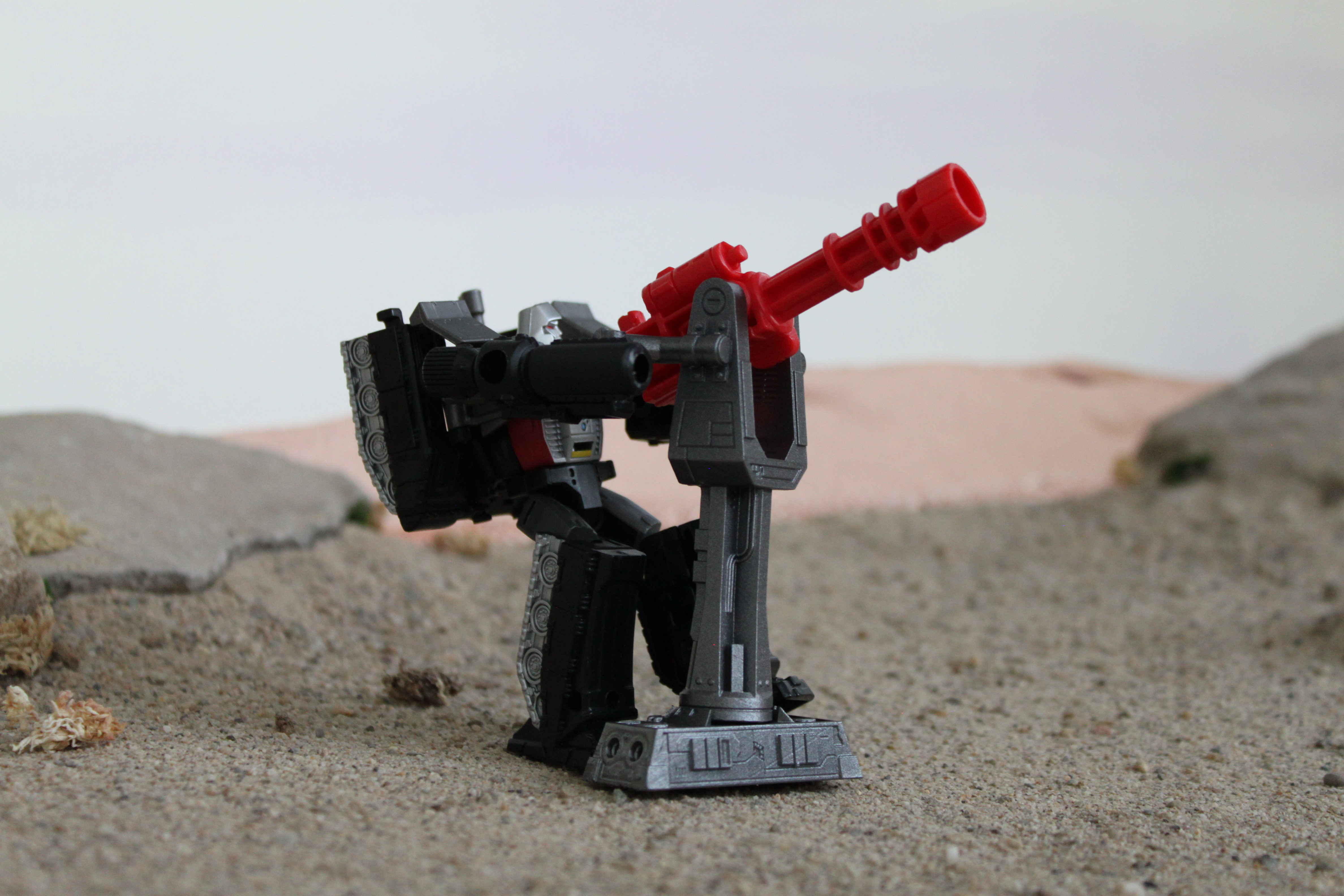 Gatling Turret and Base for Transformers Galaxy Shuttle / Astrotrain