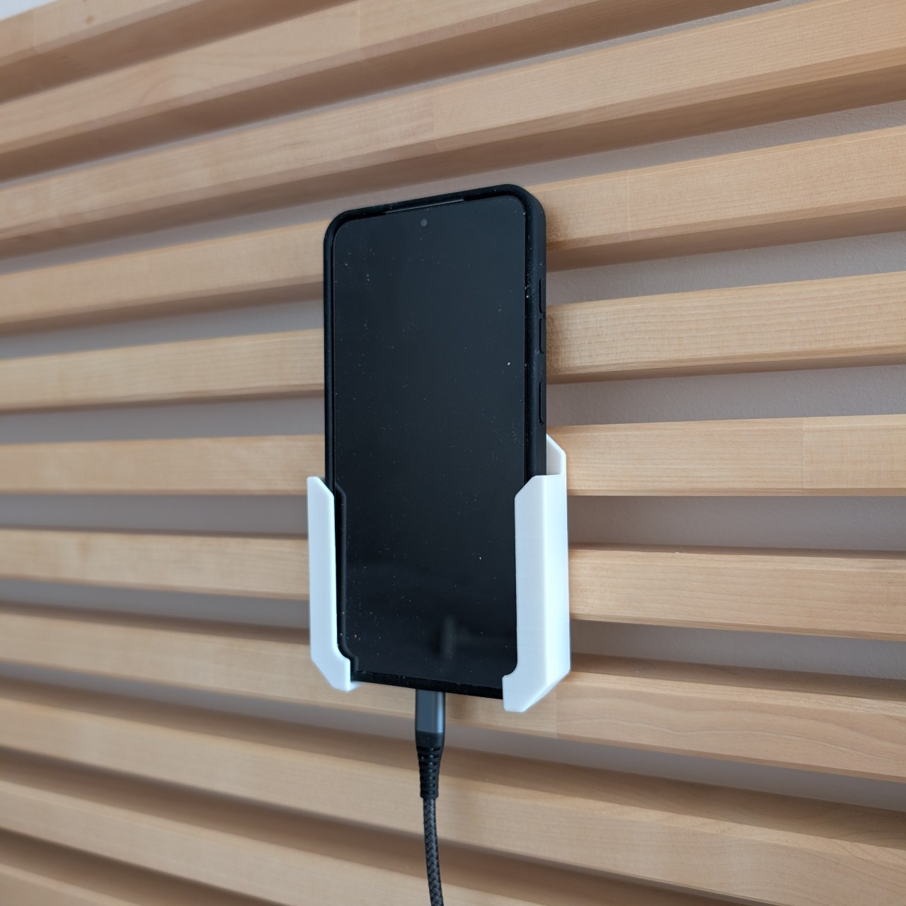 Ikea Mandal: Phone holder