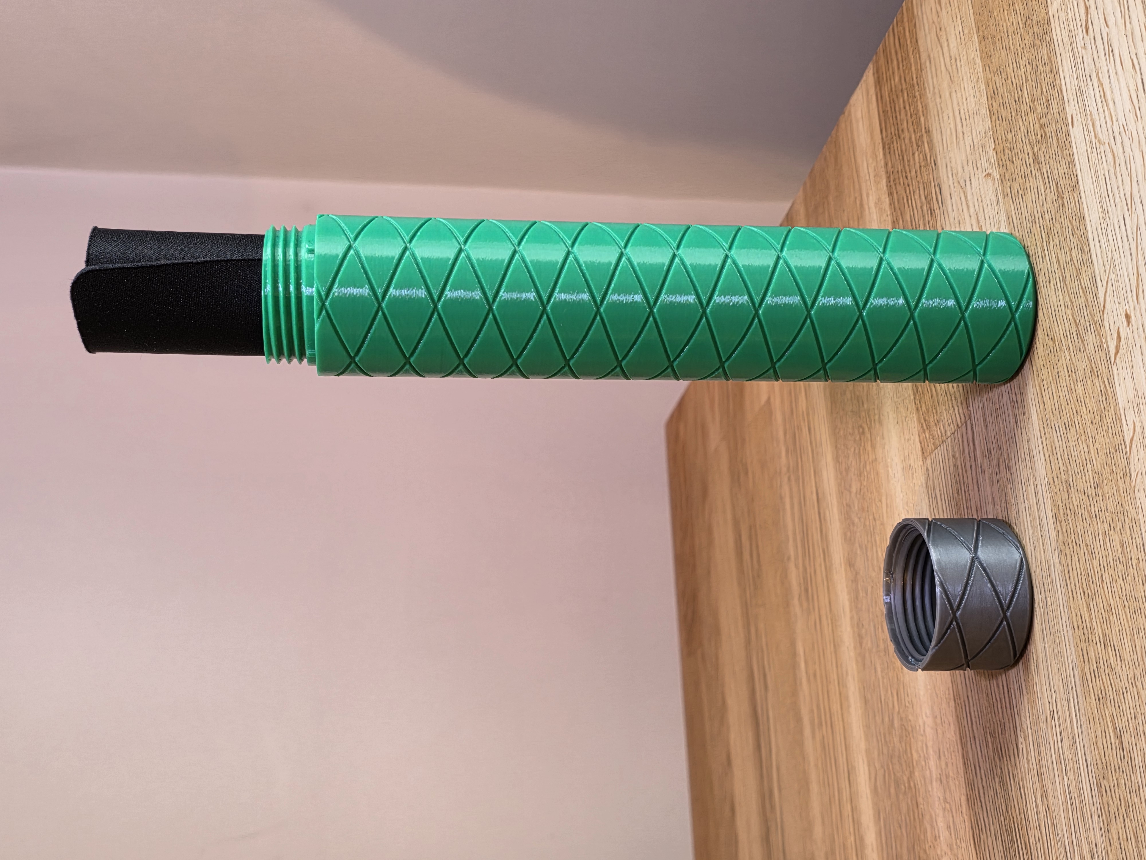 Tube Case for a Mousepad, Paper, etc