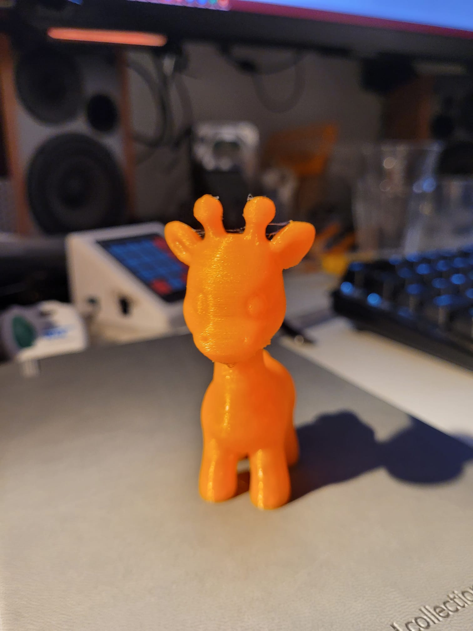 Giraffe toy standing up — thumbnail 4