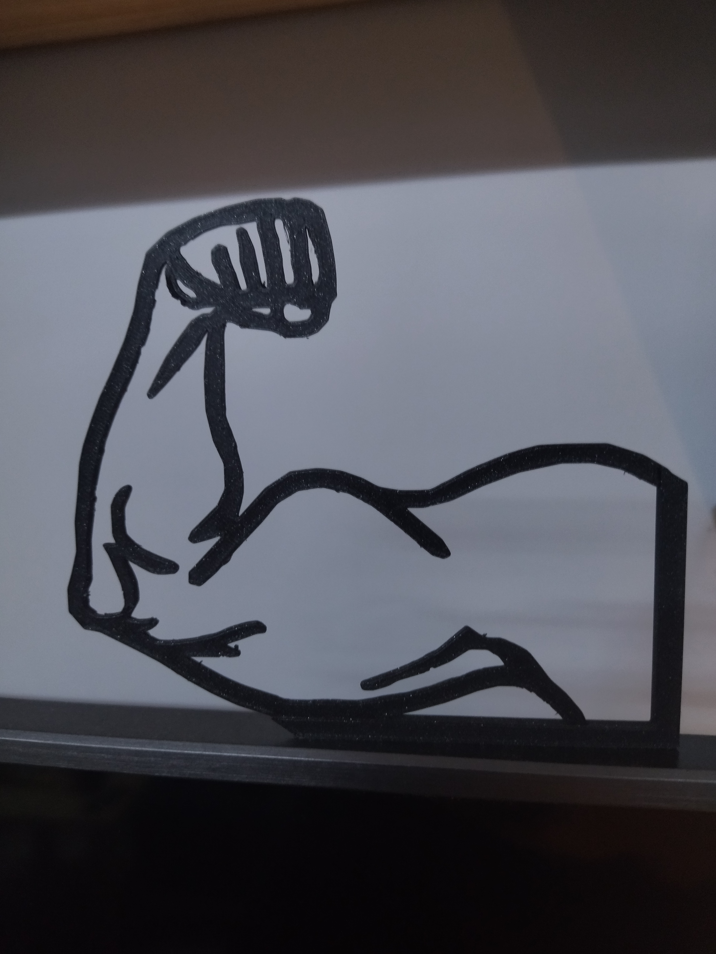 BICEPS | LINE - ART
