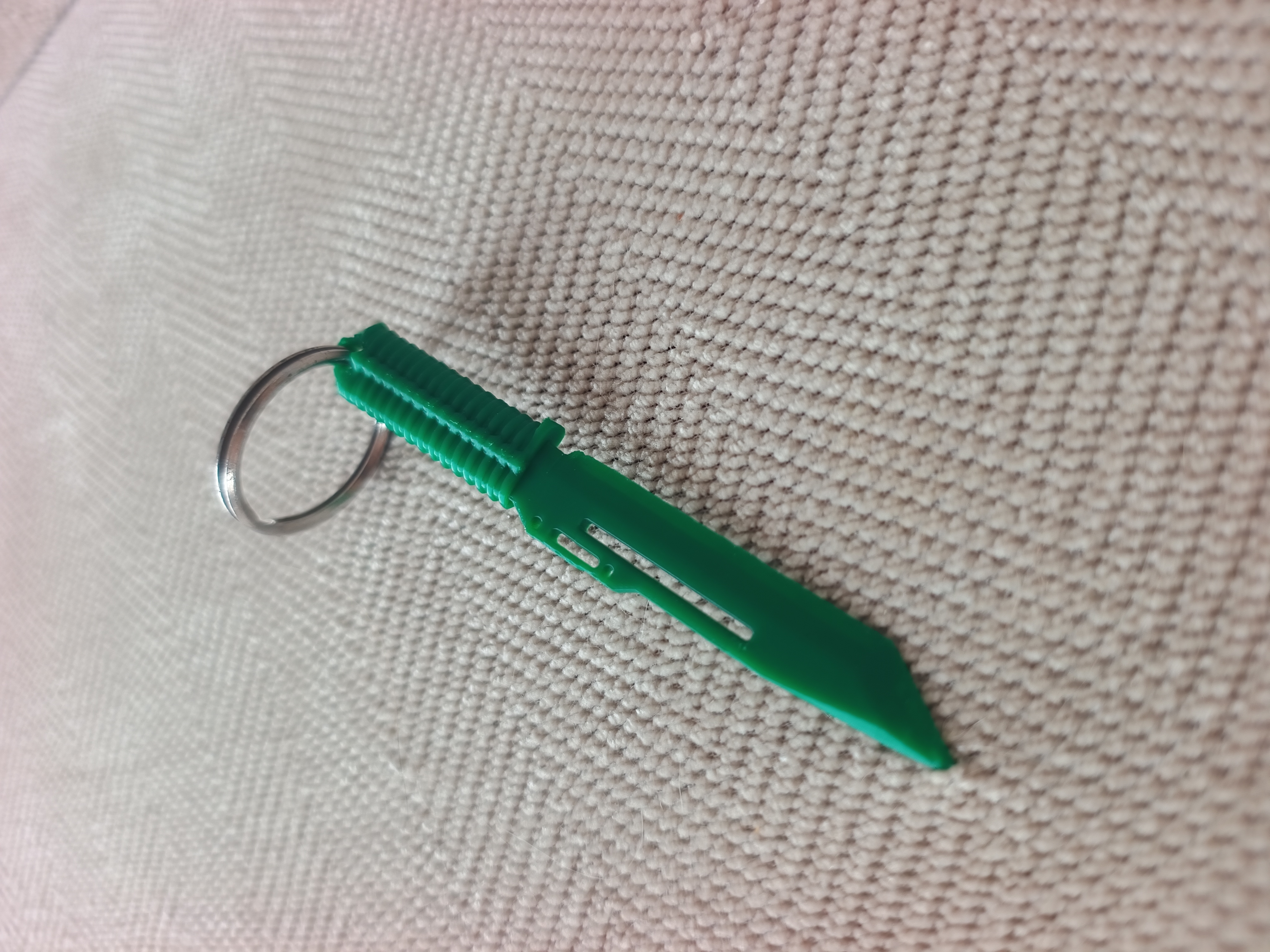 Parcord Knife CS2 keychain/charm