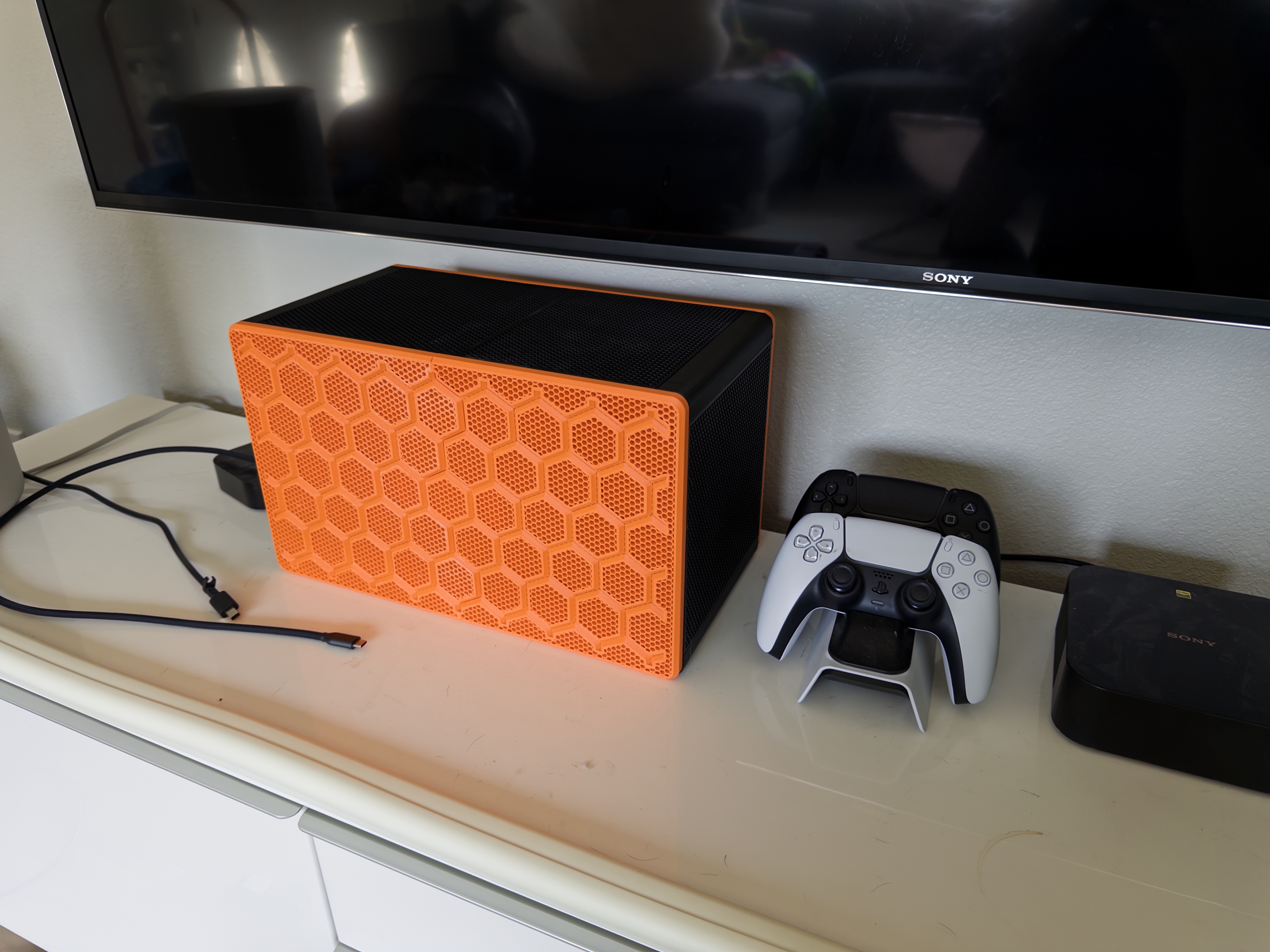 ADT-Link UT4G external GPU enclosure