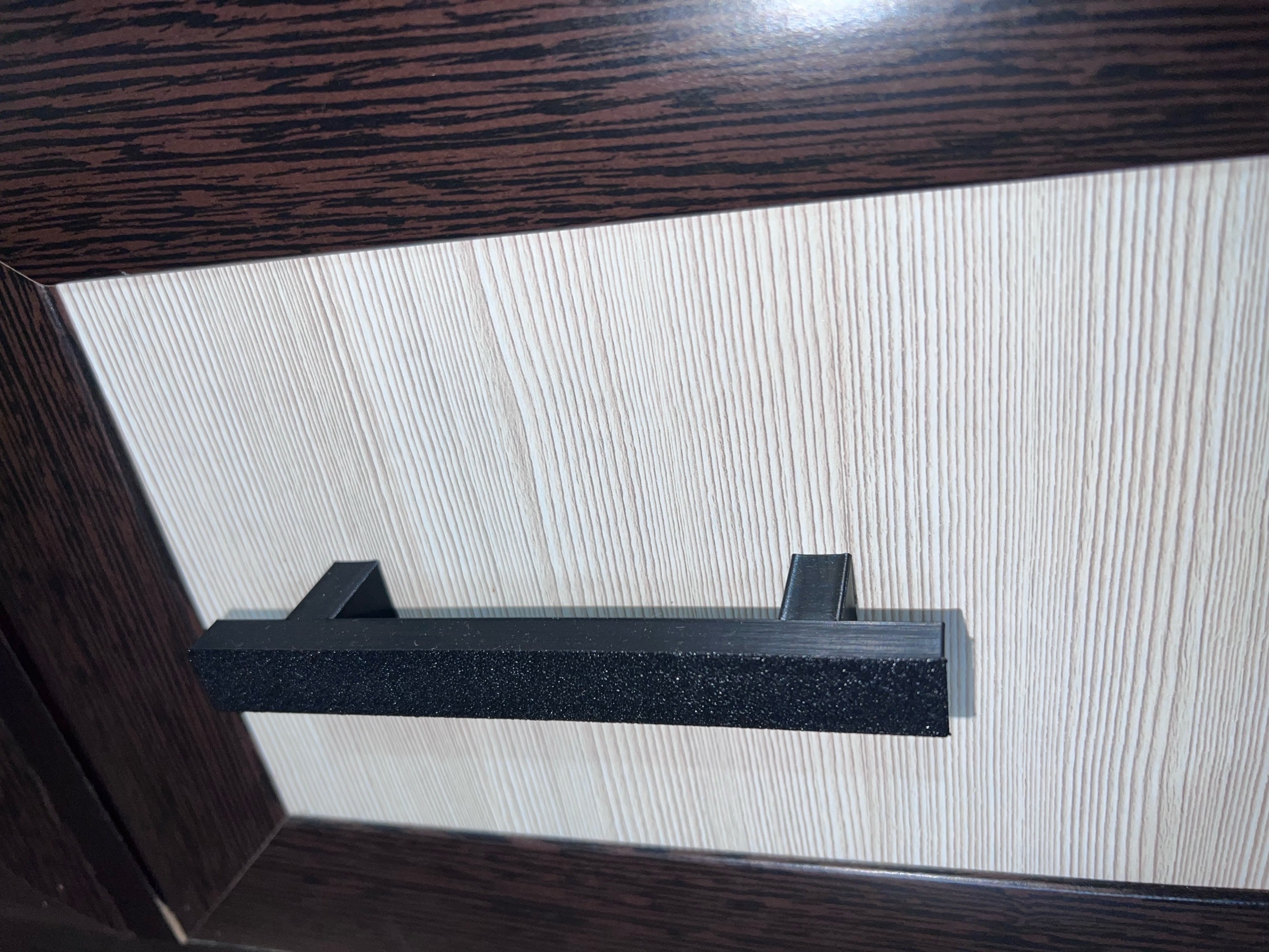 Kitchen handle