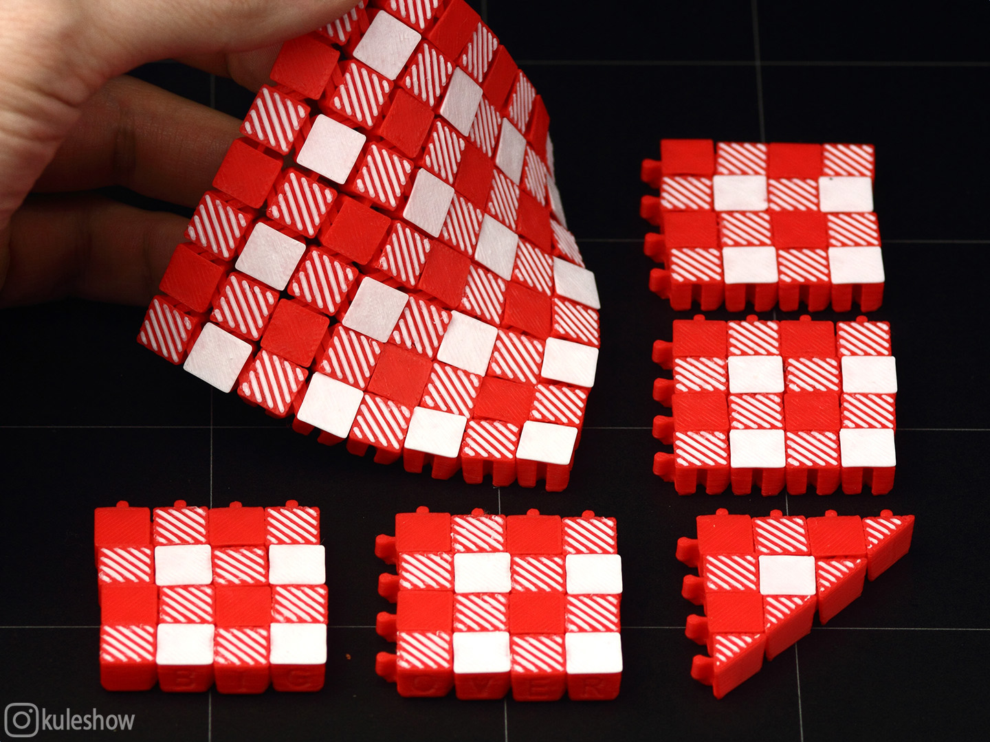 Flexible Checkered Napkin Modular Version