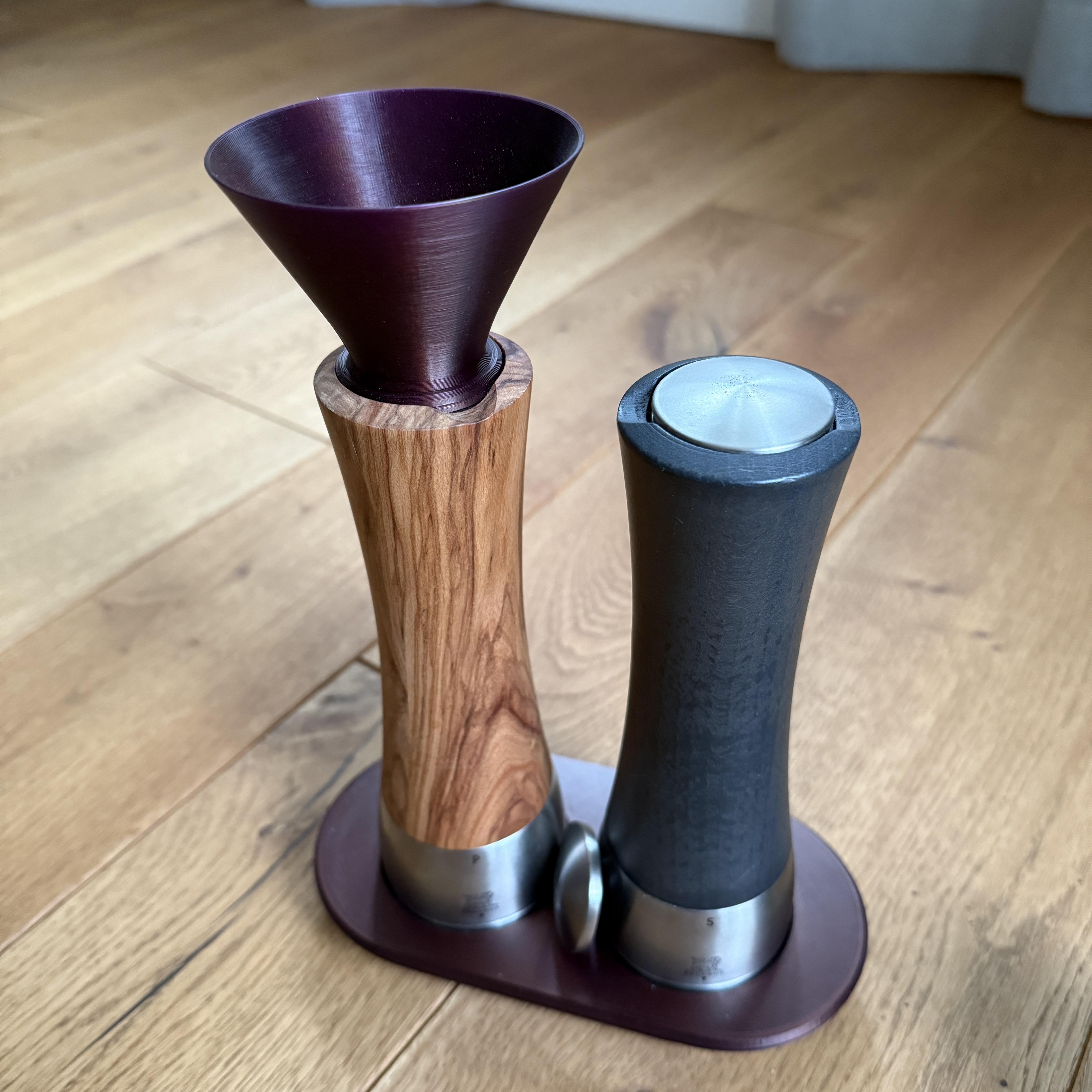 Salt & Pepper mill funnel (Peugeot)