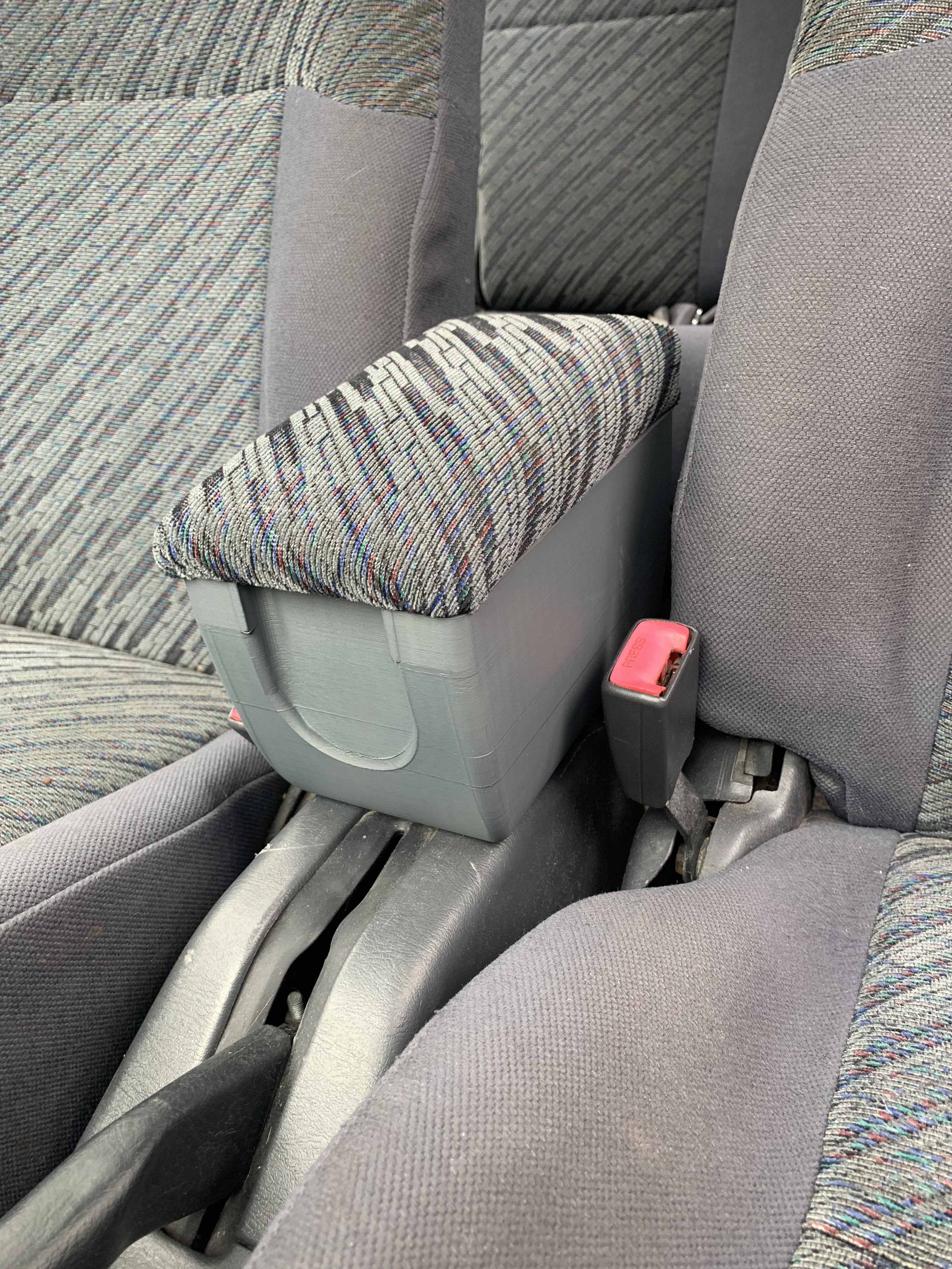 1996-2000 Toyota RAV4 Center console storage box
