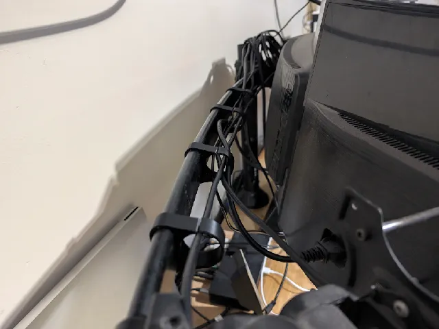 EasyMount LCD Arm Wire Clips