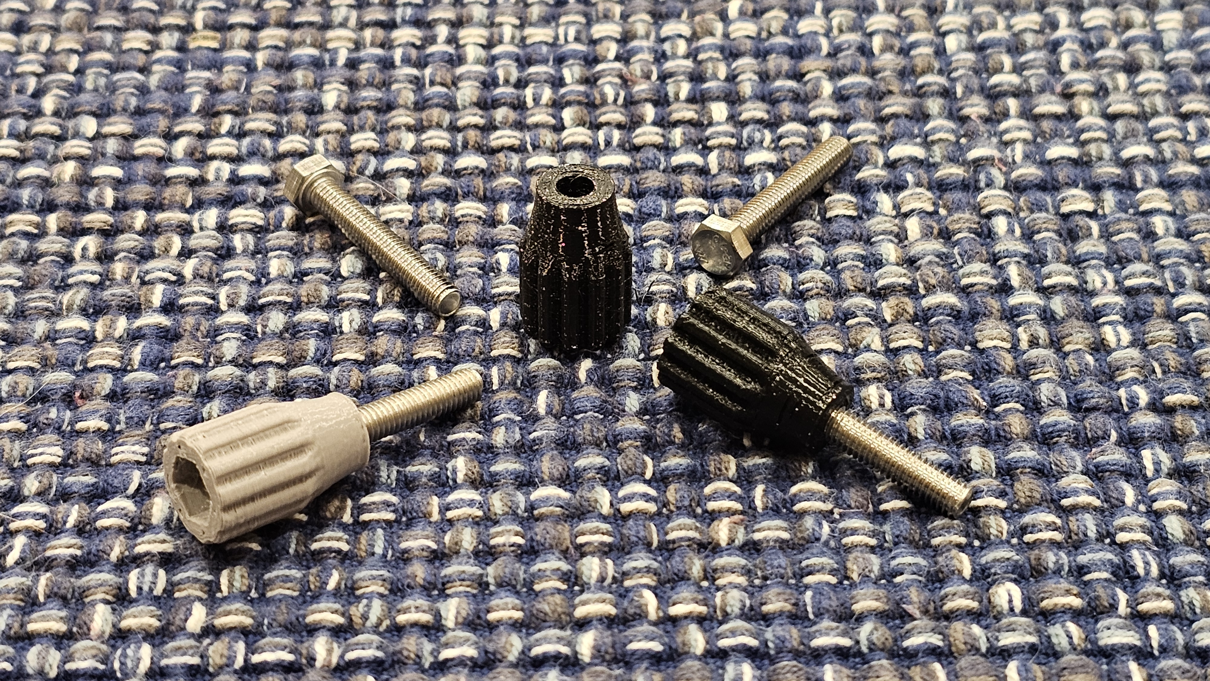 M5 Hex Thumb Screw - Knurled