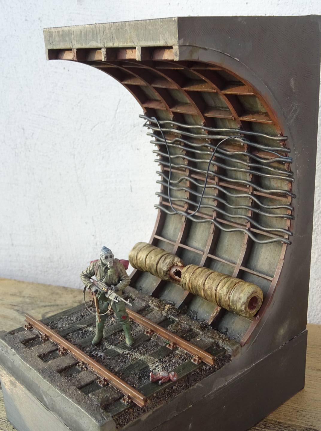 METRO 2033 DIORAMA TUNEL 1:35 SCALE