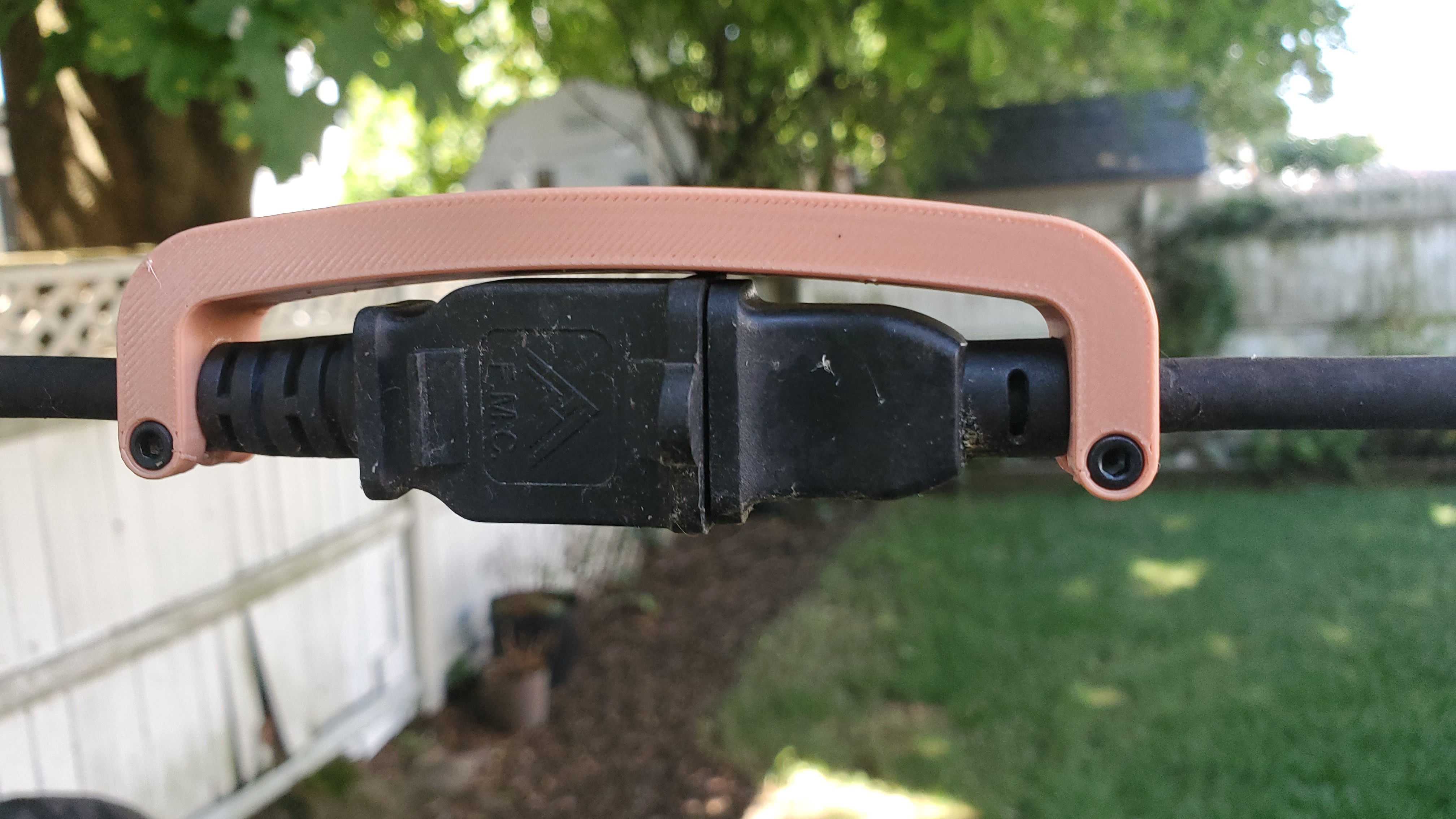 String Light Lock