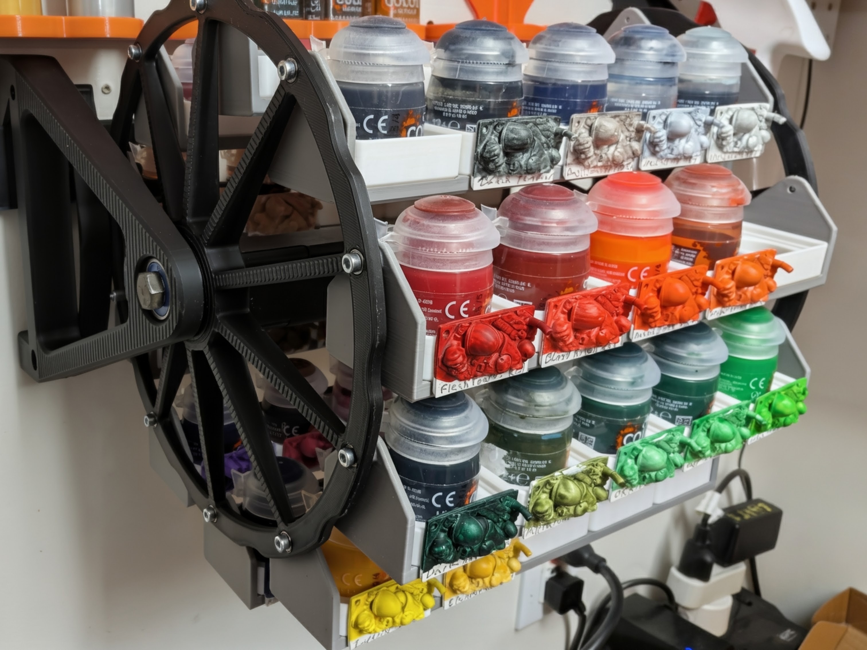 Citadel Paint holder for Gridfinity the Carousel.