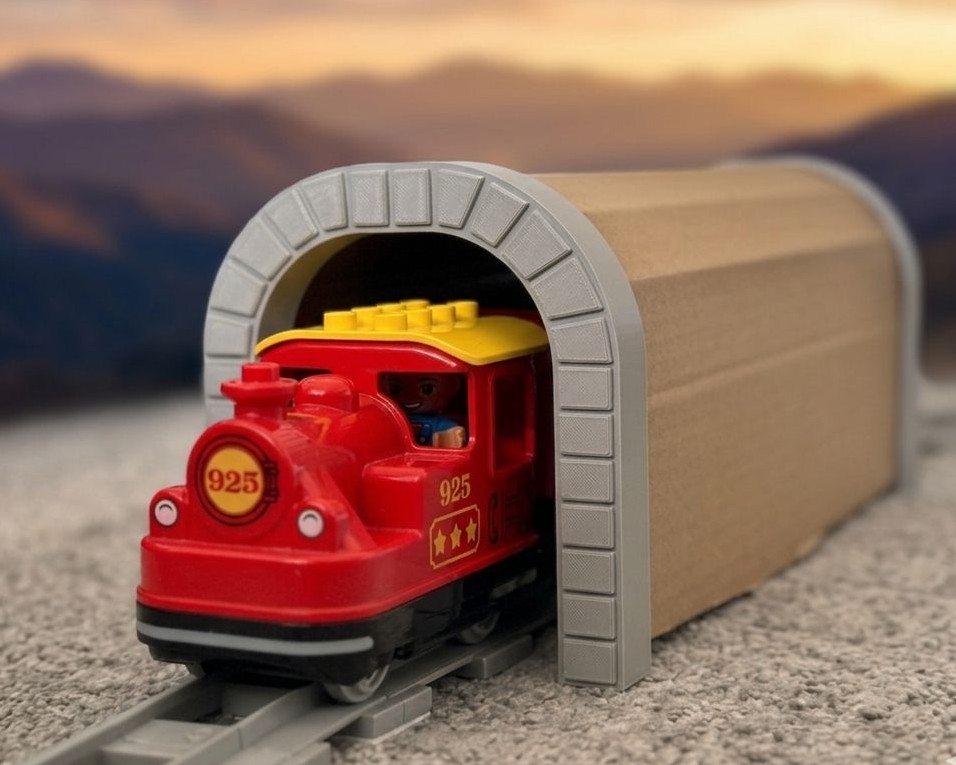 DUPLO Train Tunnel – Modular Cardboard Extension 3D model