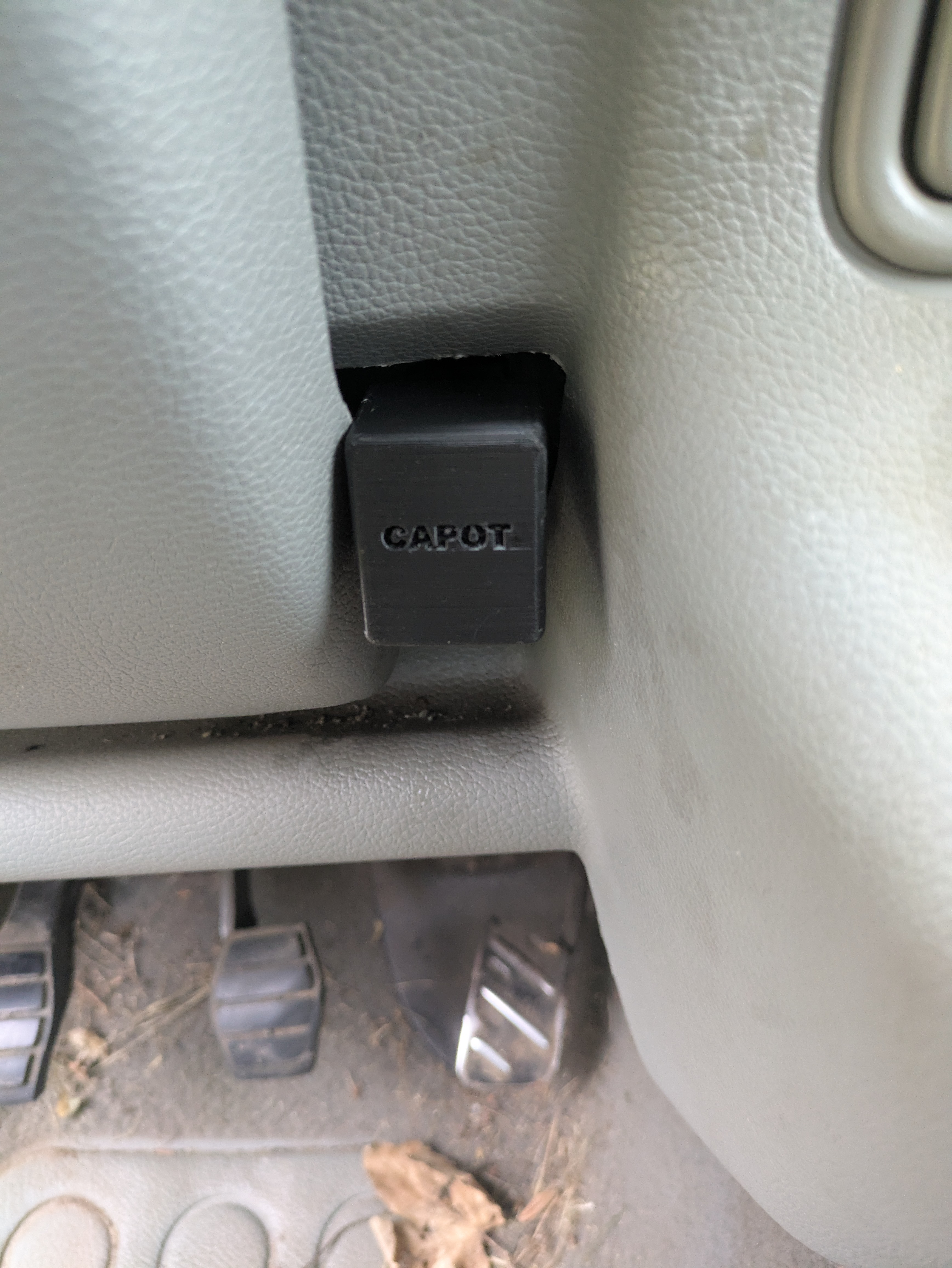 REPARATION BOUTON CAPOT TWINGO