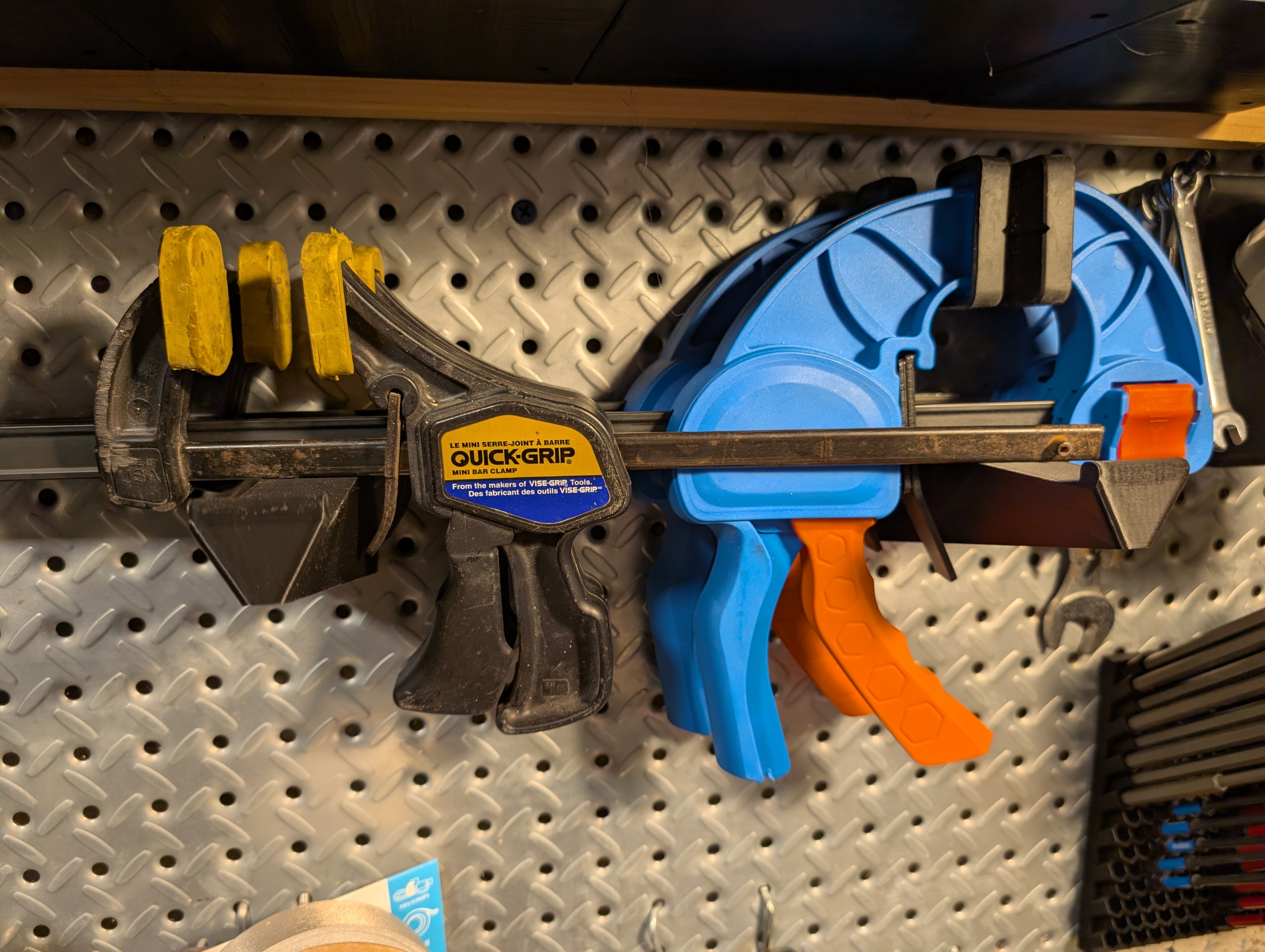 Horizontal Quick Clamp Mounts - Peglock