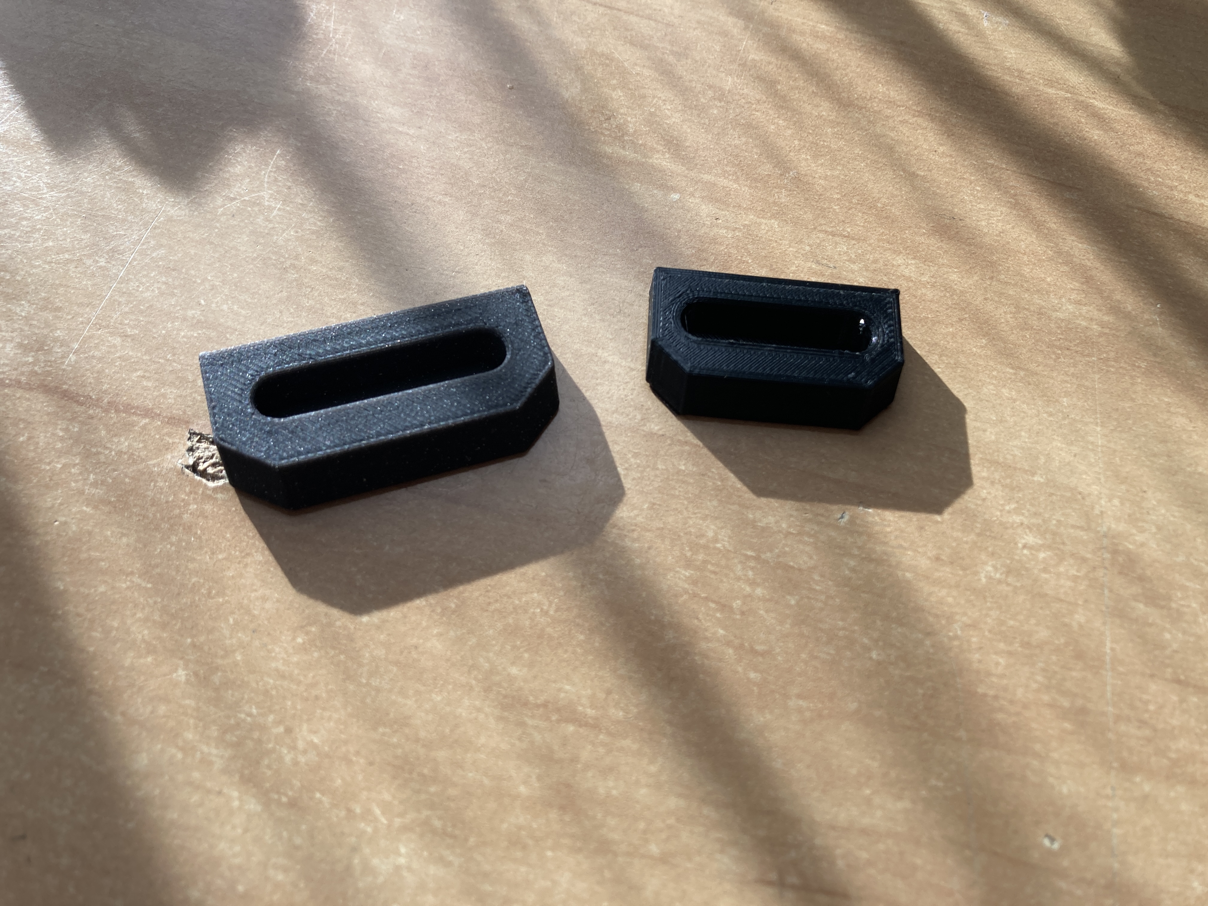 Miniatura 3 do modelo 3D Customizable Coin Stand