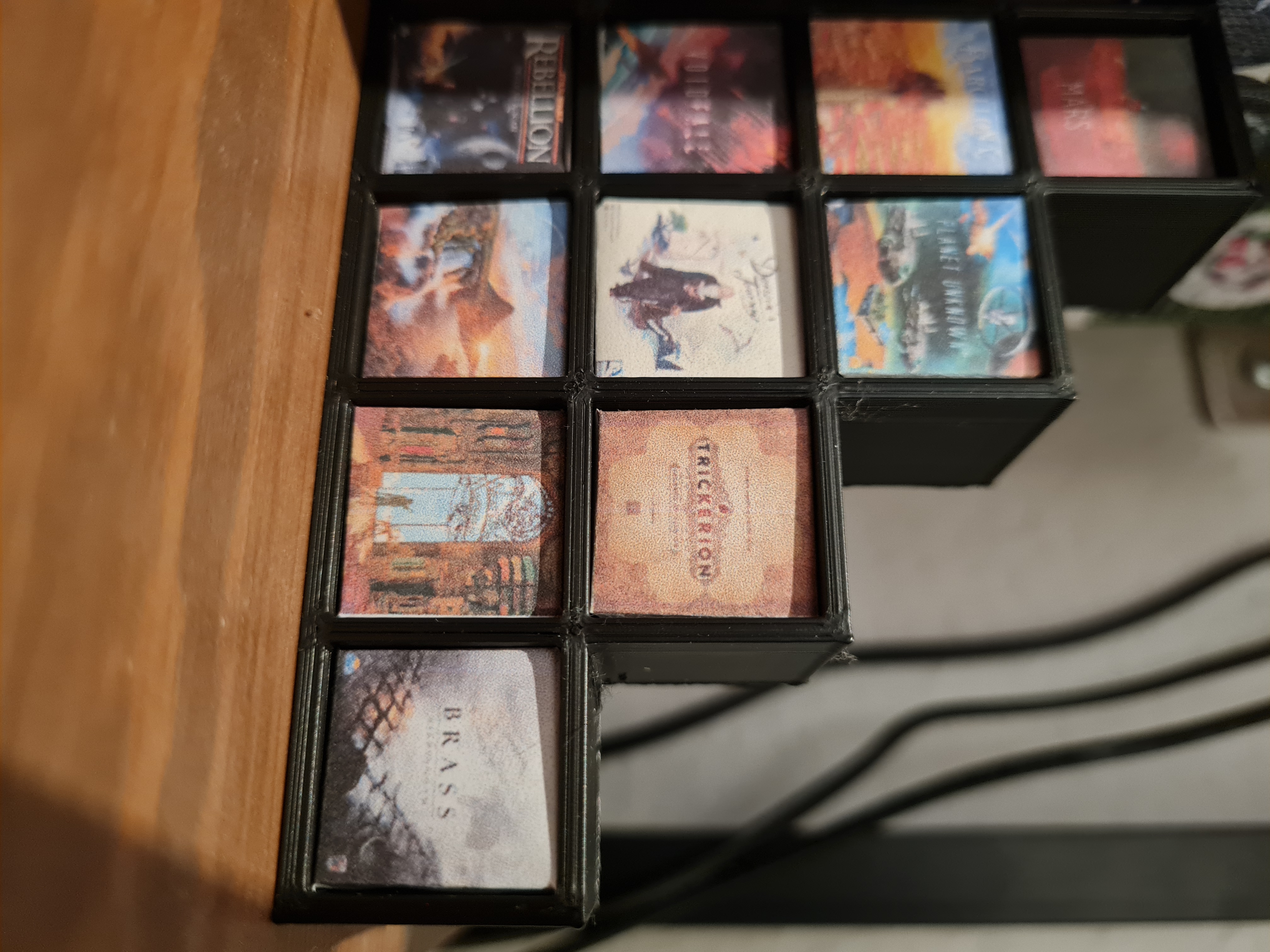 Bookend Boardgames Kallax