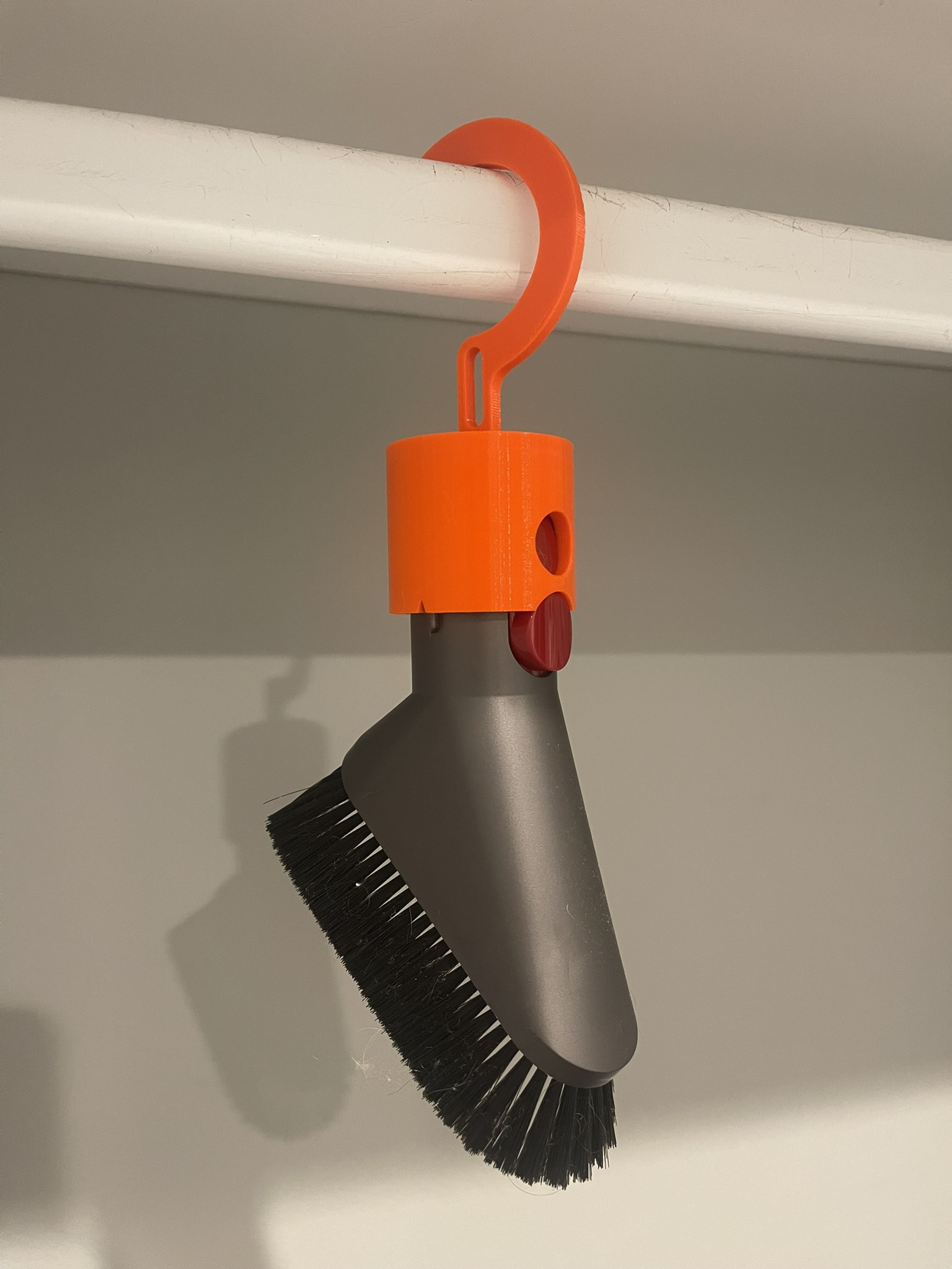 Dyson attachments holder: closet version