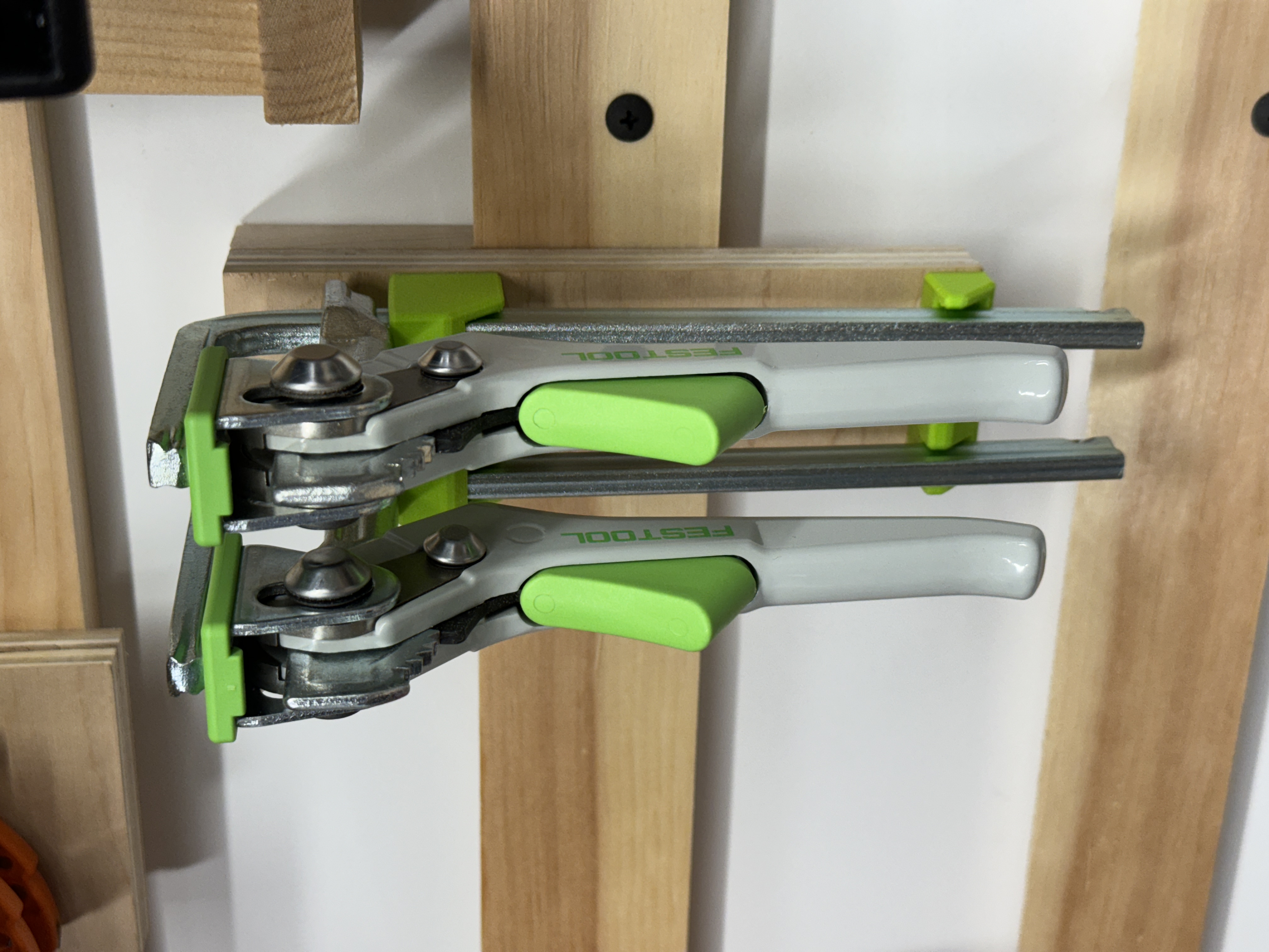 Guide Rail Clamp Wall Mount Holder Remix (Festool, Bessey, Makita) by