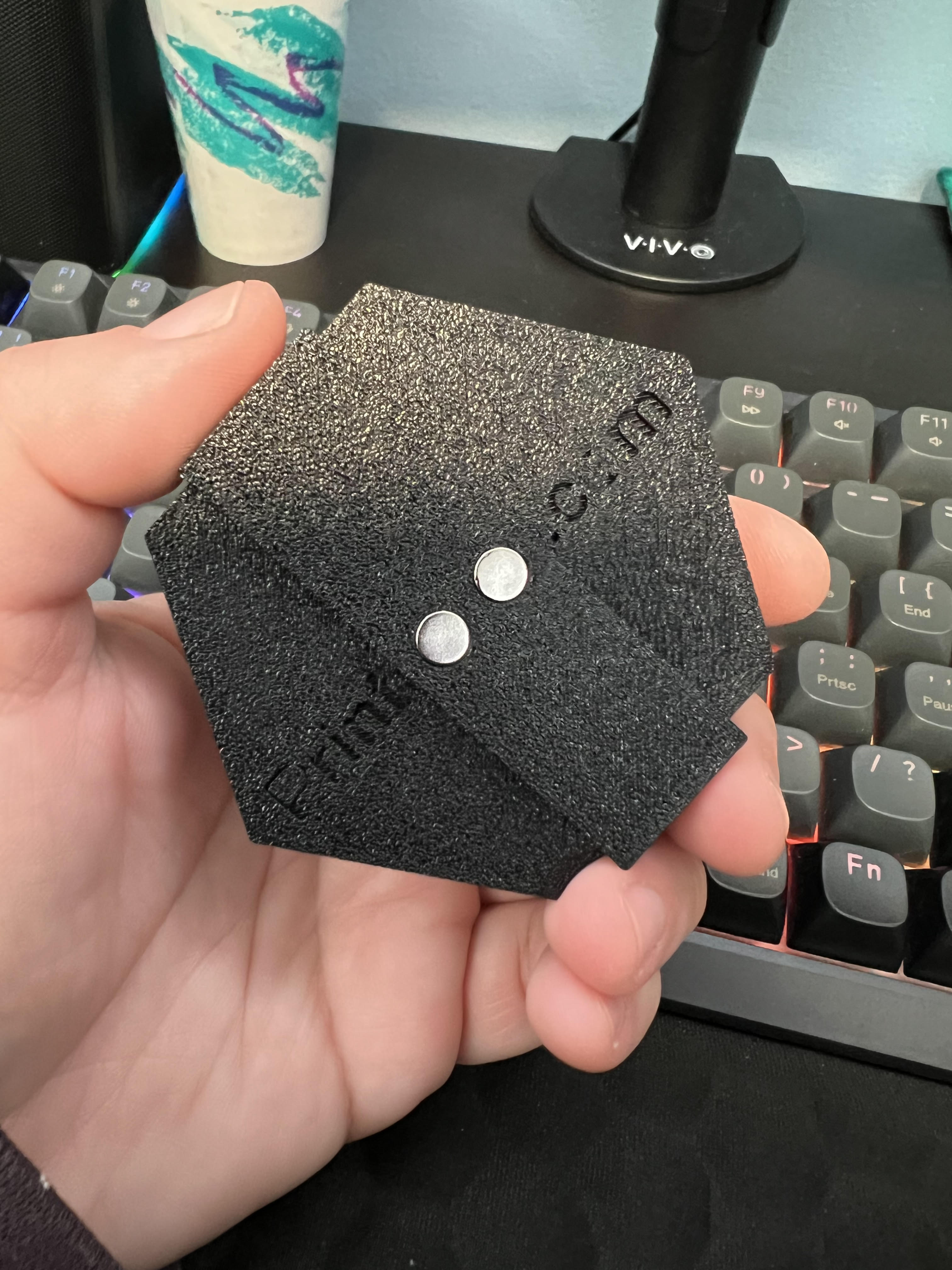 Printables Badge Magnetic Clip (remix for 6x3mm magnets)