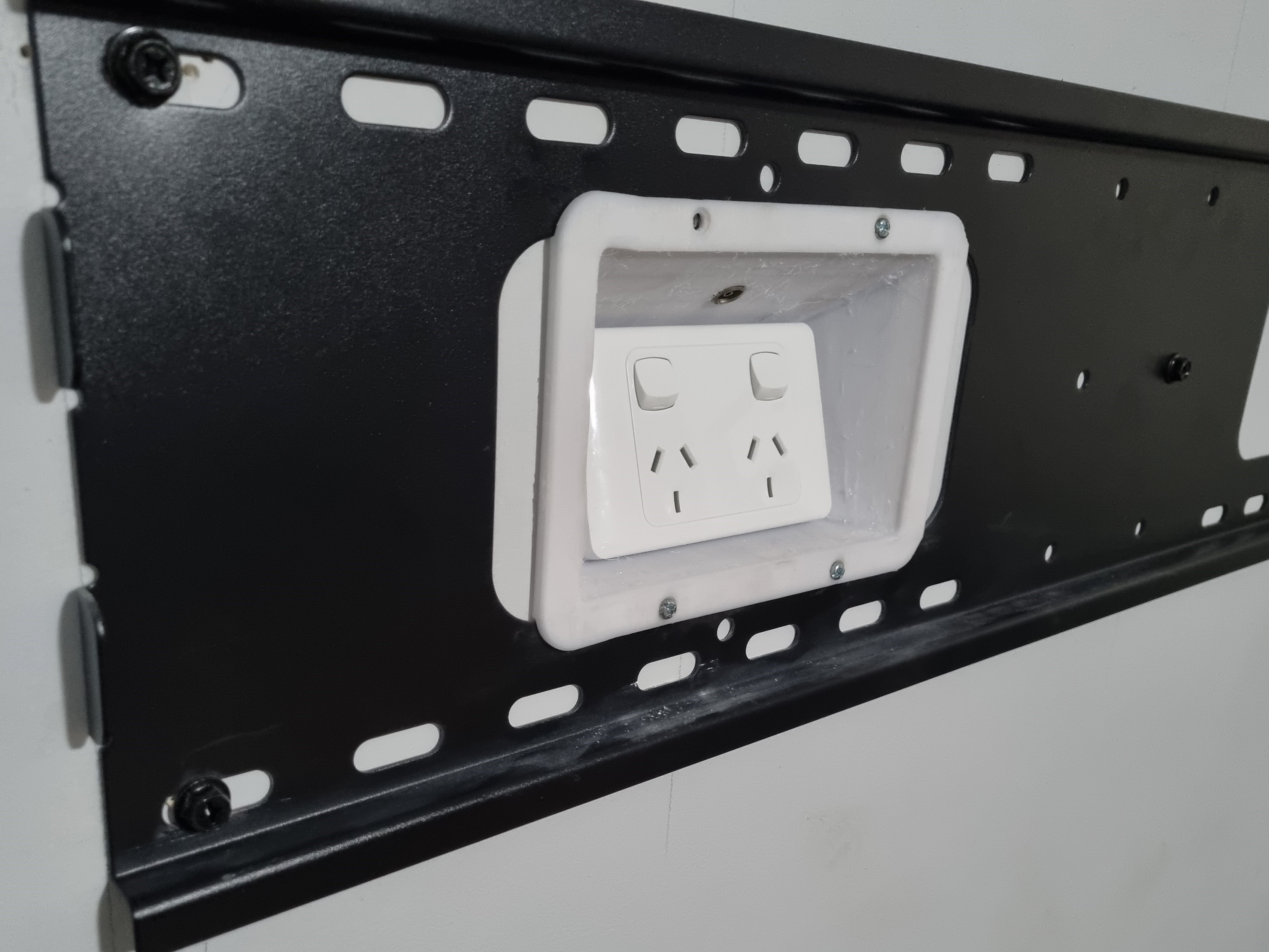 Recessed Wall Plate Bracket Mount for standard wall plates Parametric