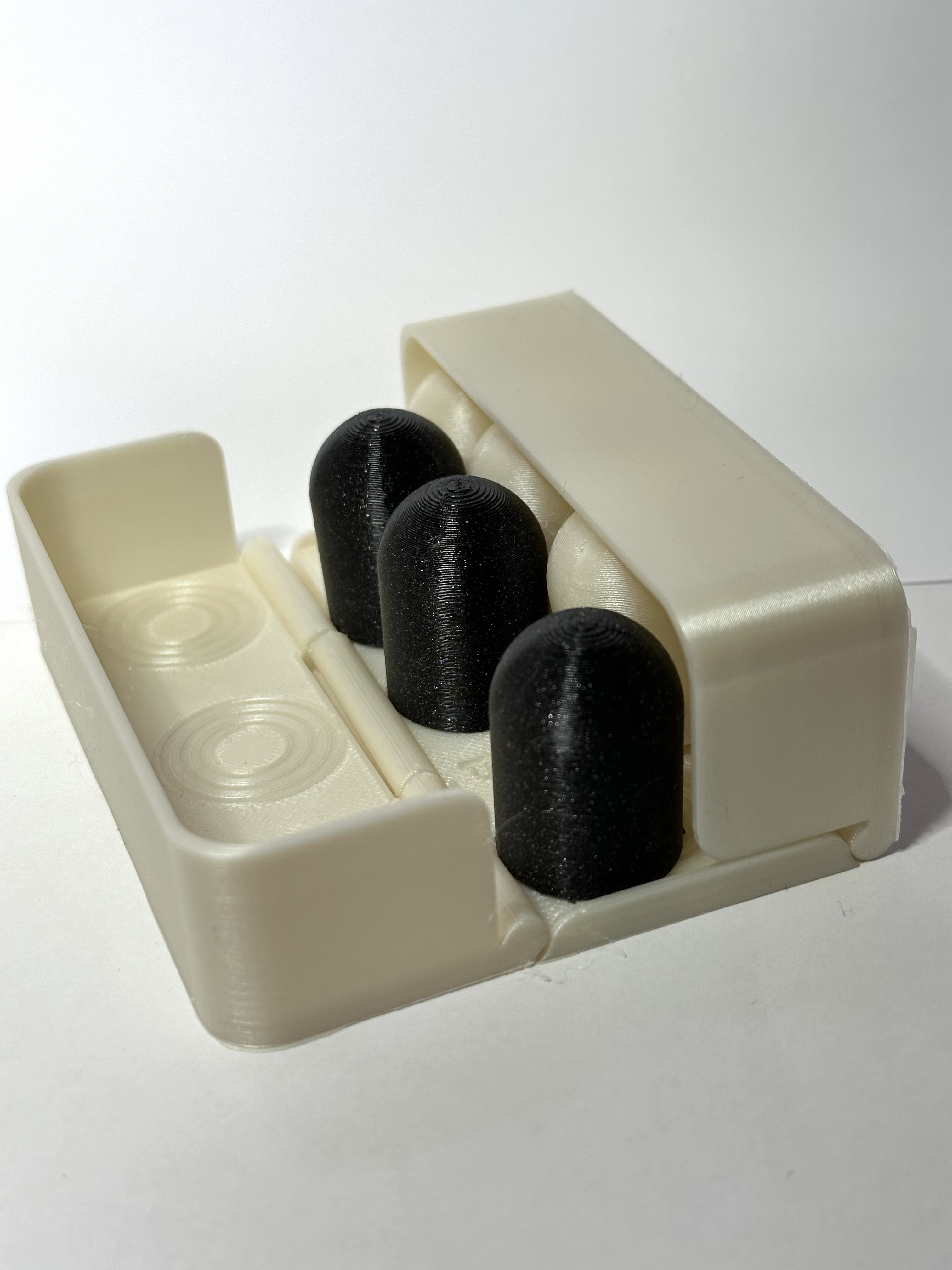3D Tic-Tac-Toe in a print in place box by bvbreukelen | Download free ...