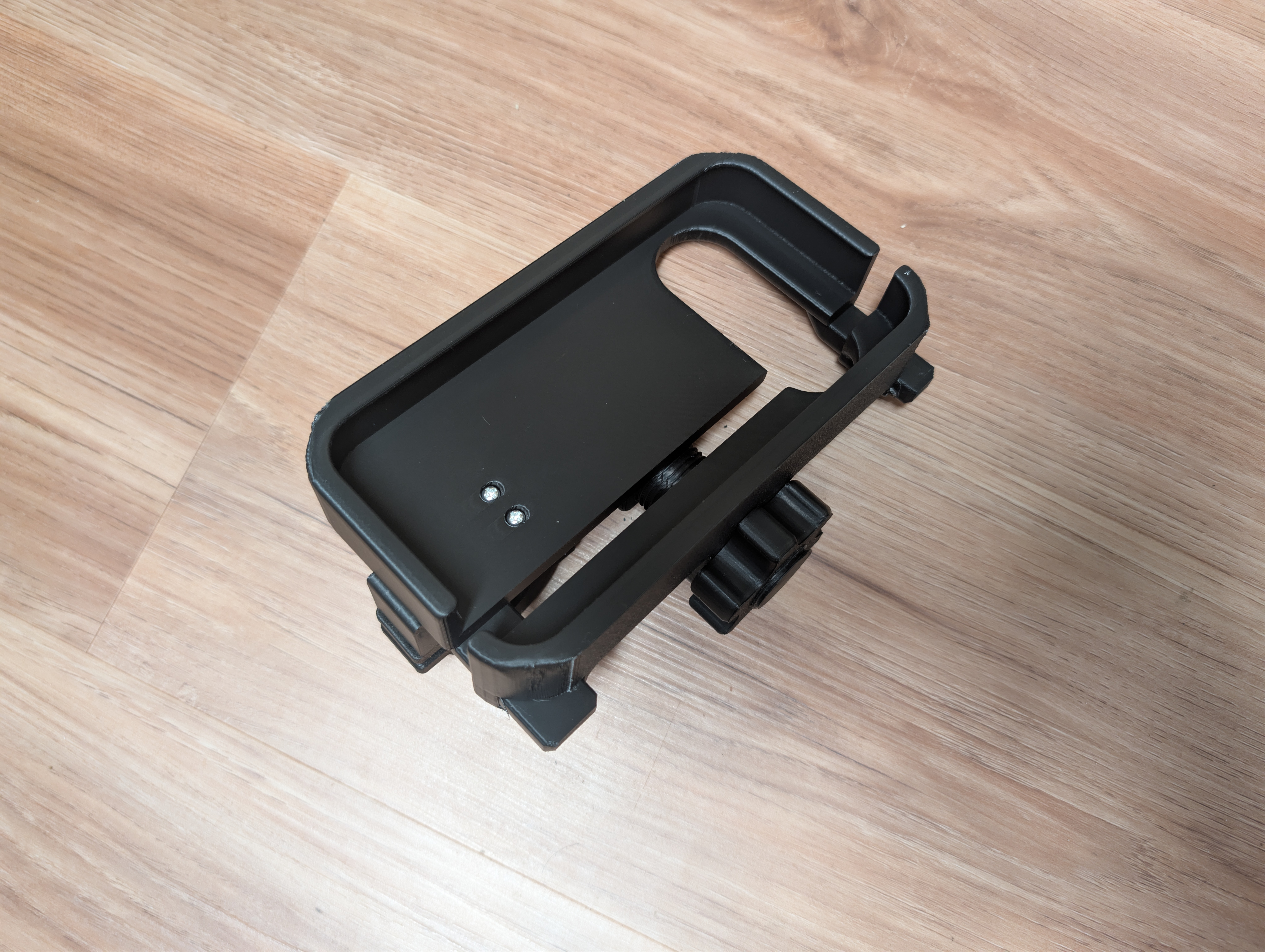 Pixel 10 Pro Bike Phone Holder — thumbnail 4
