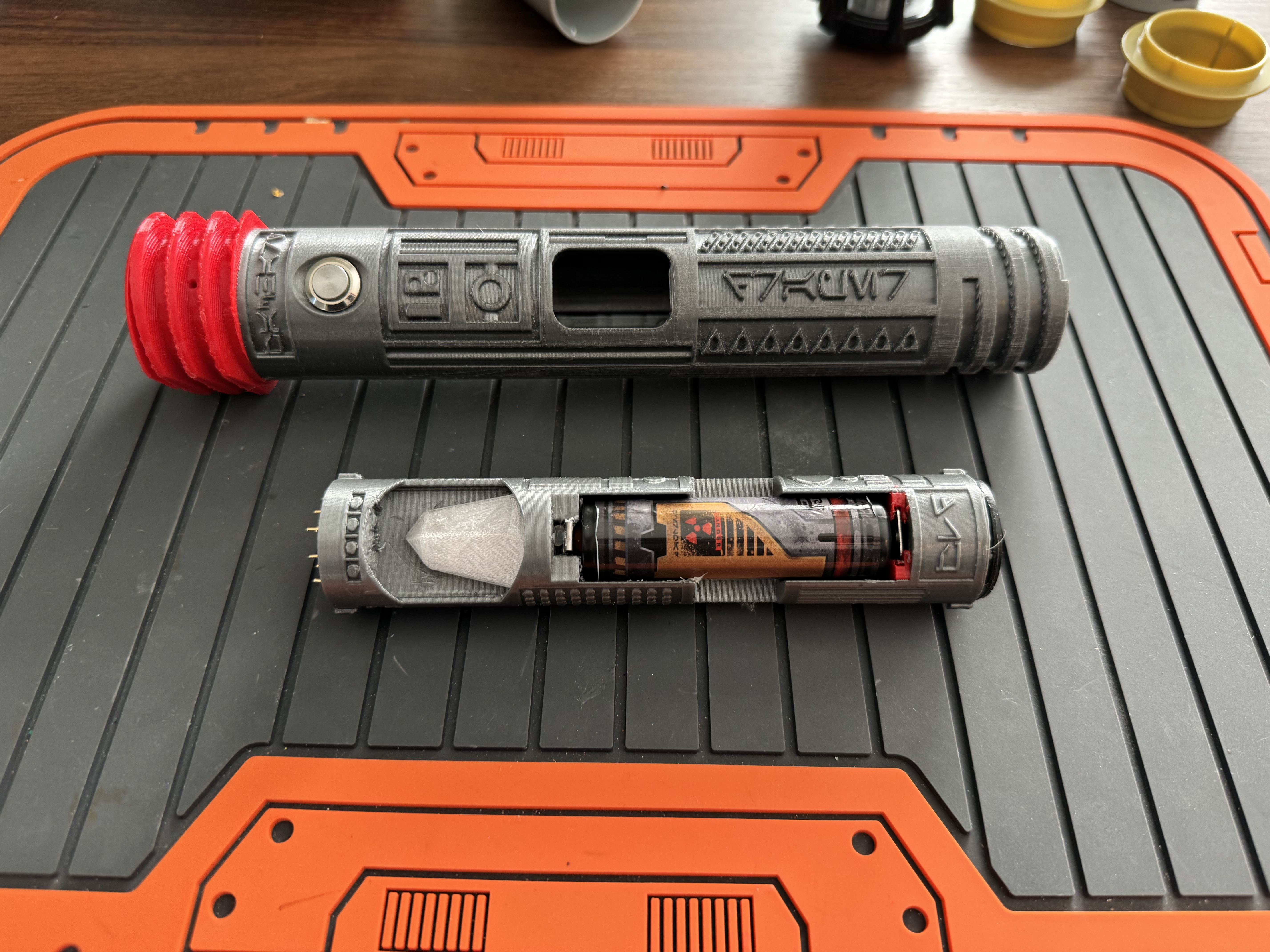 TraderPixel Saber & Chassis