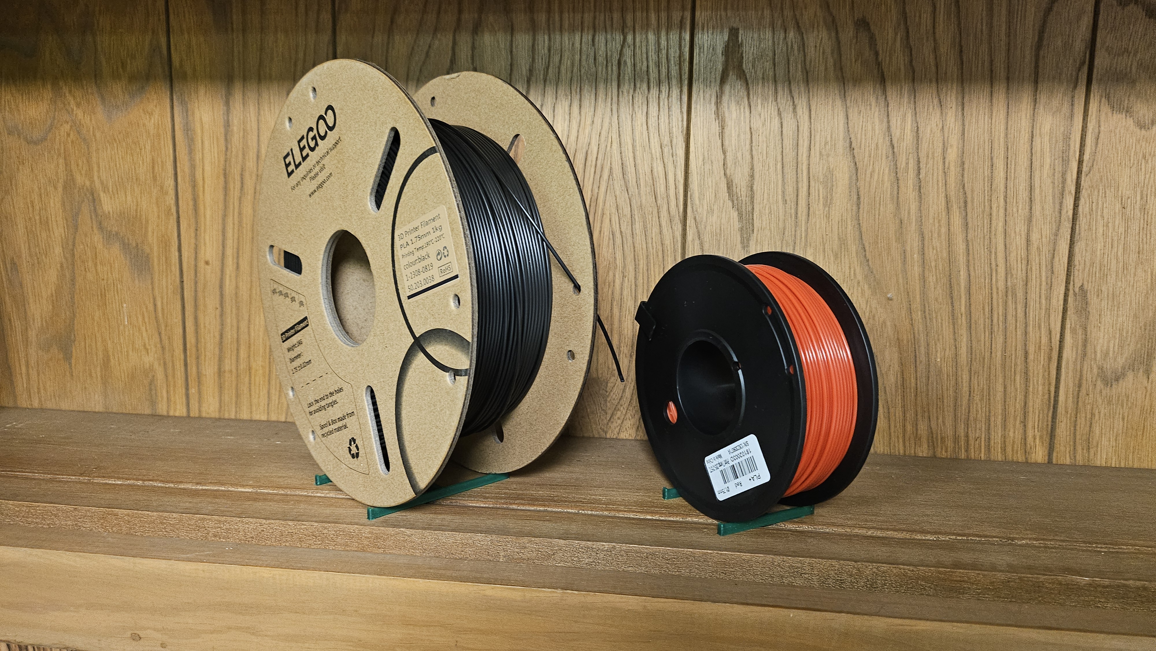 extremely simple spool holder stand