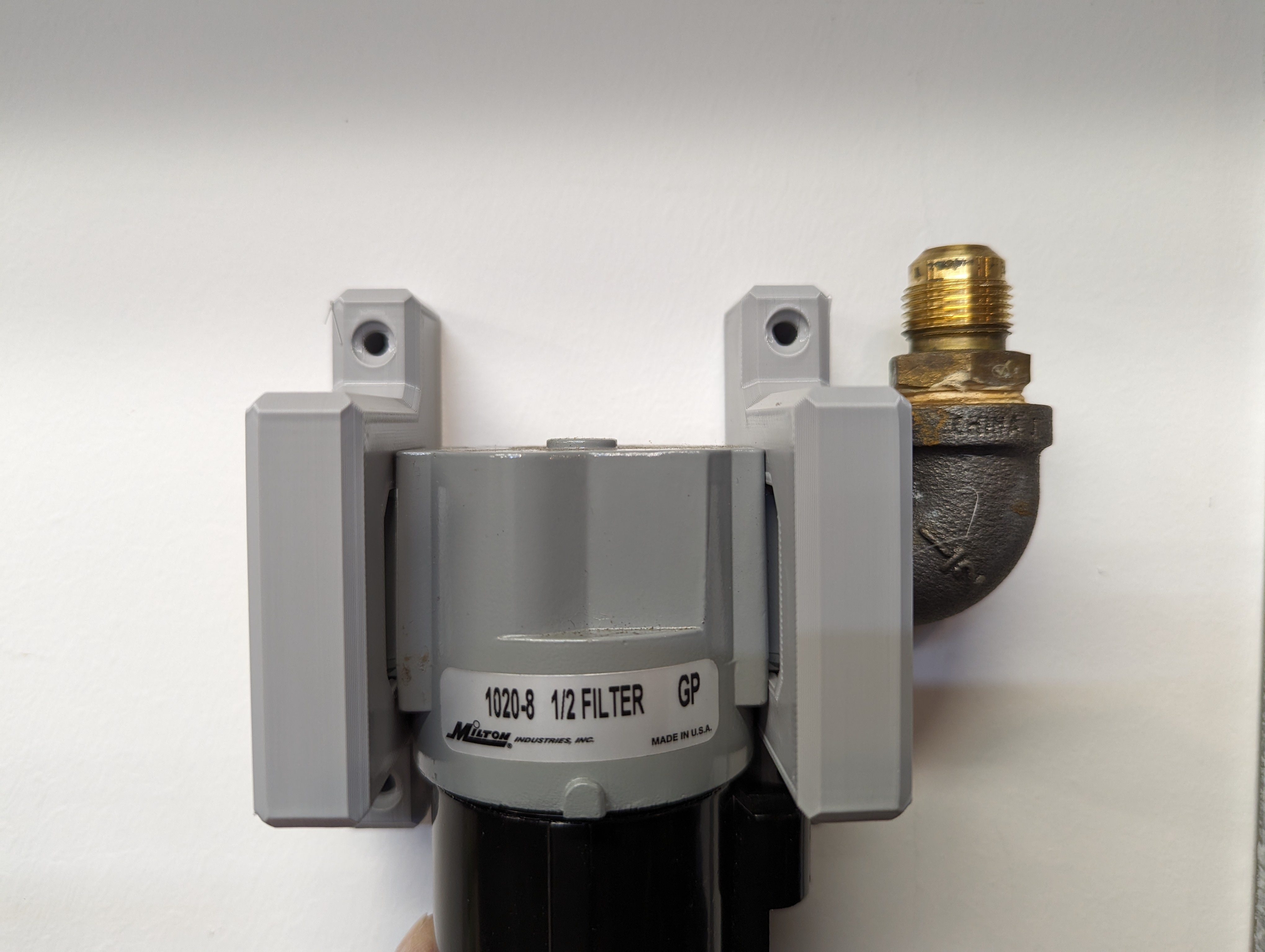 Air Compressor regulator / dryer U bracket. by trackster986 Download