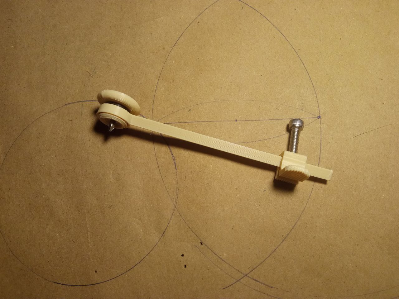 Beam compass