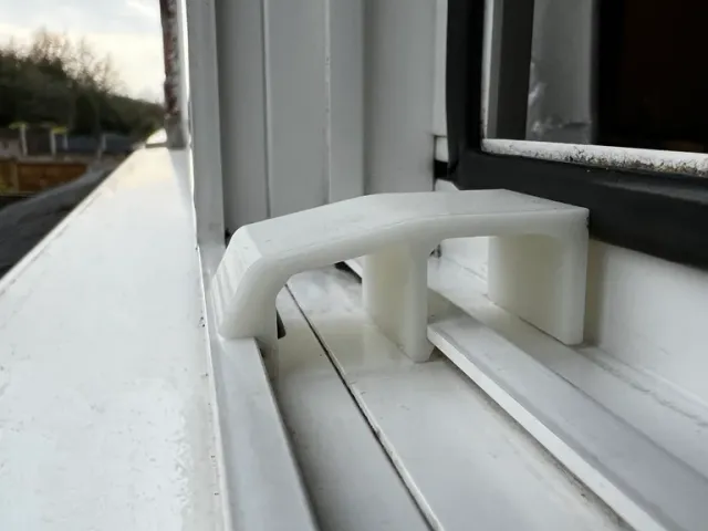 UPVC Block Riser Guide Clip