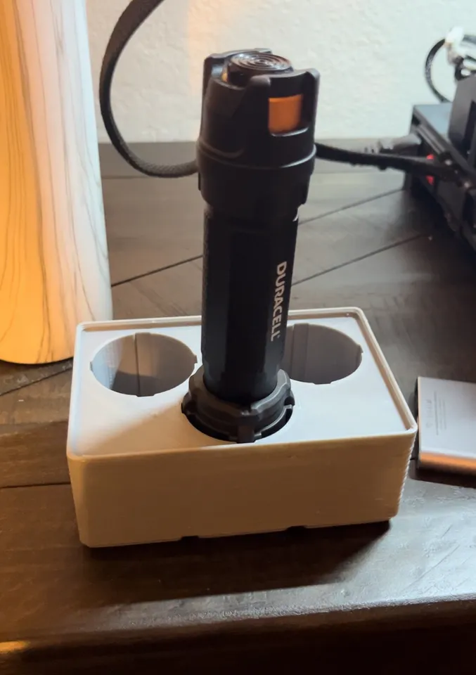 Gridfinity holder for 42mm flashlight by Rafael snit | Download free ...