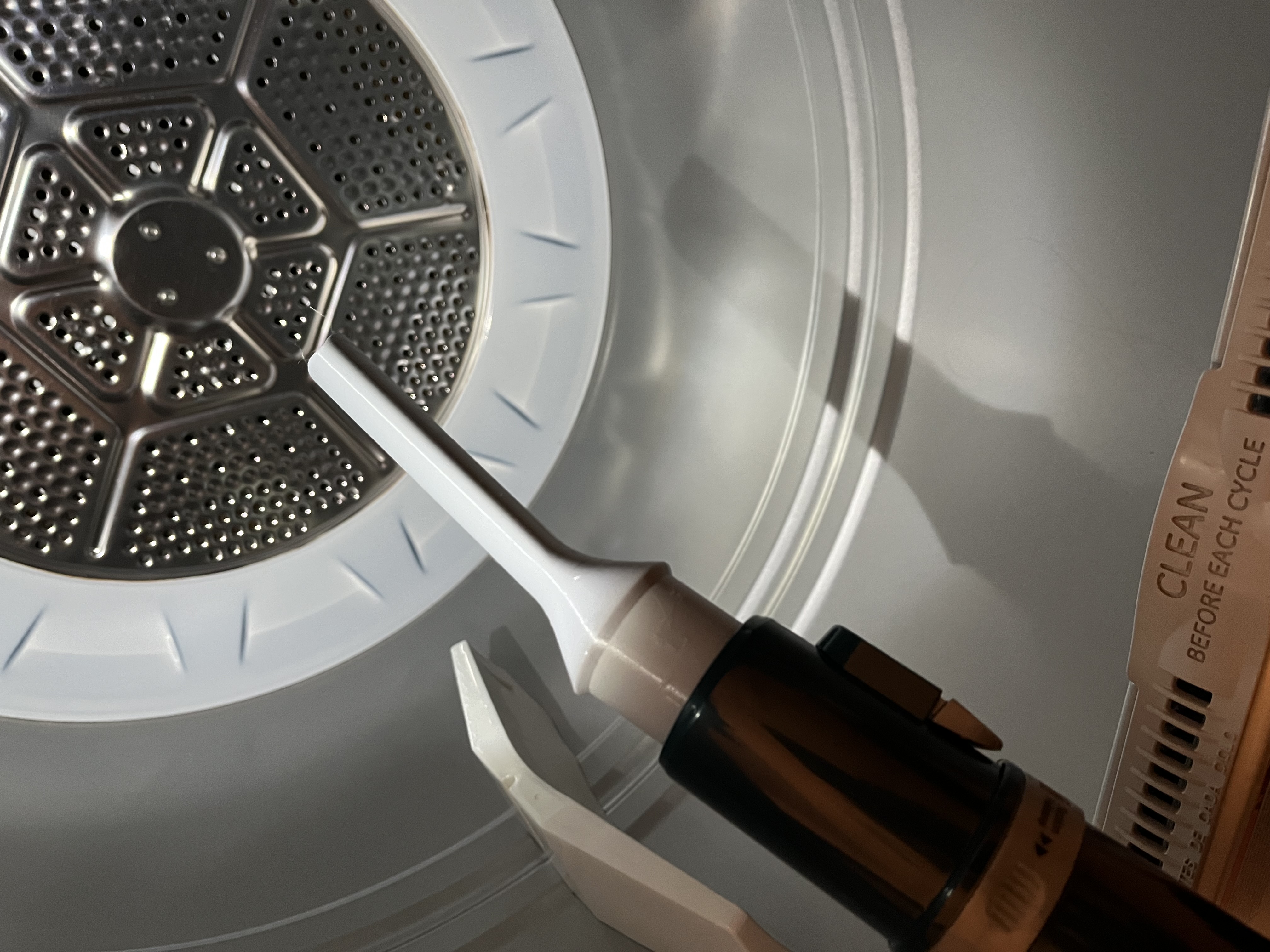 Shark Lift-away Vacuum Attachment for Dryer Lint Trap