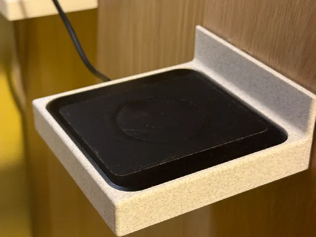 Quadlock wall mount