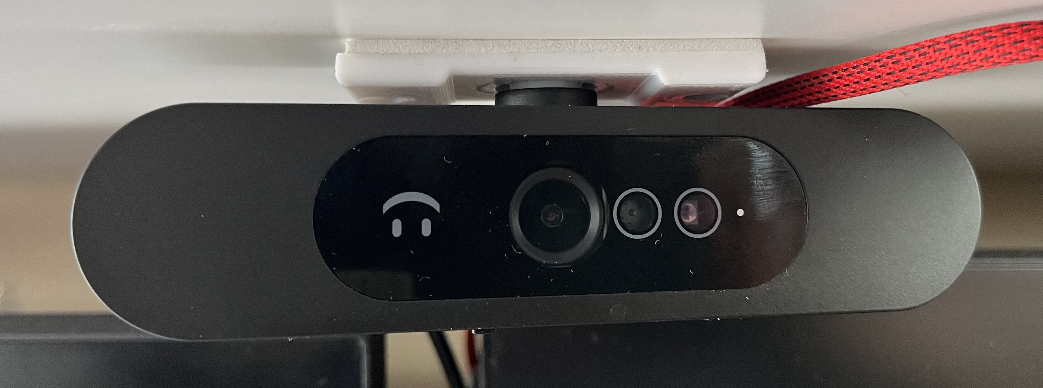 Toallin Webcam Under Shelf Mount