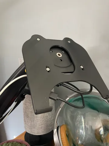 Vesa Mount Laptop Stand - Macbook Pro (2020) + Hub Holder