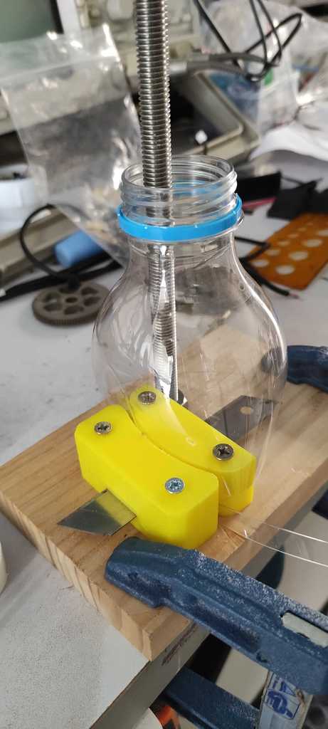 PET Bottle Cutter