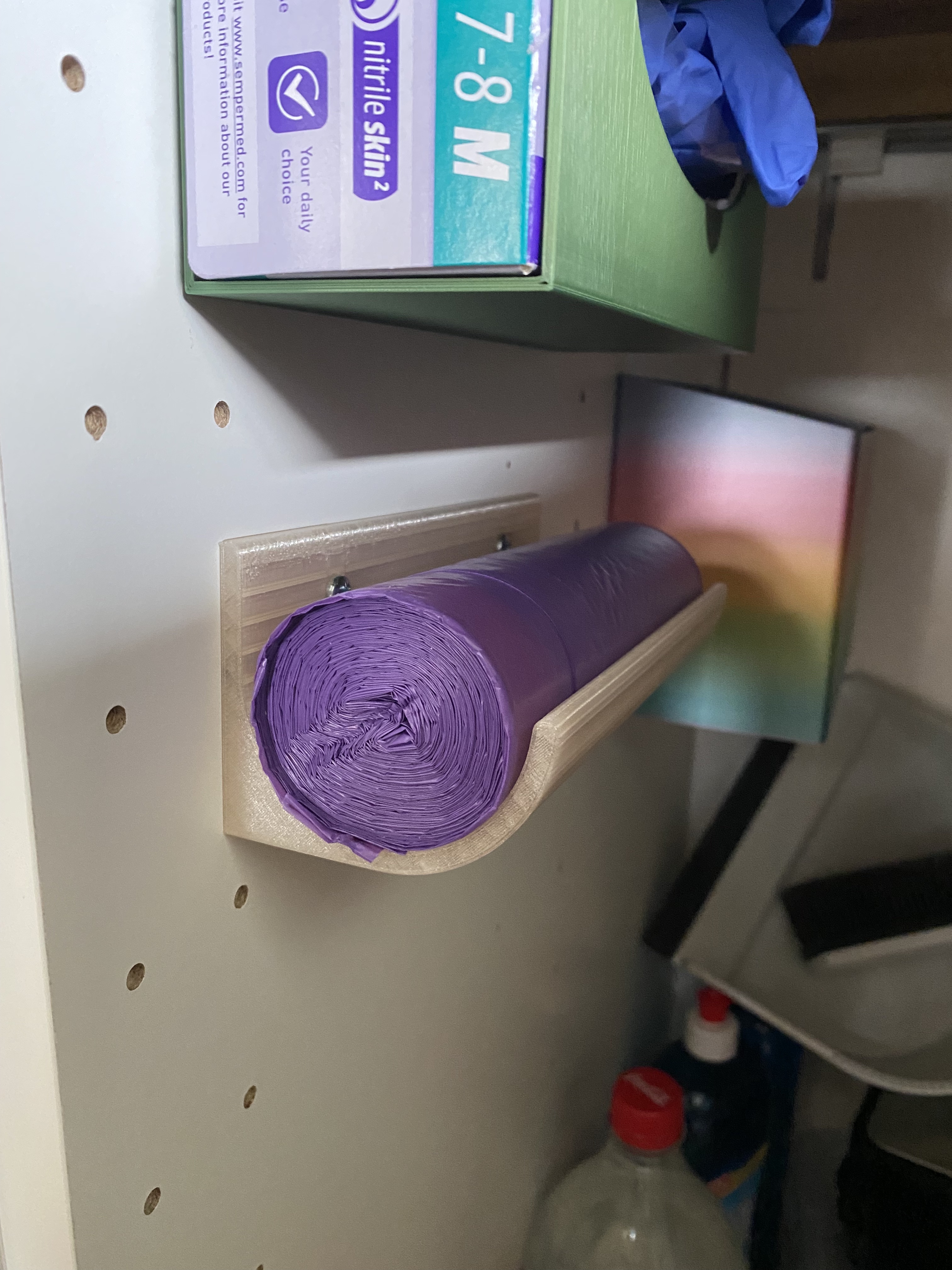 Trashbag roll holder (with screws)