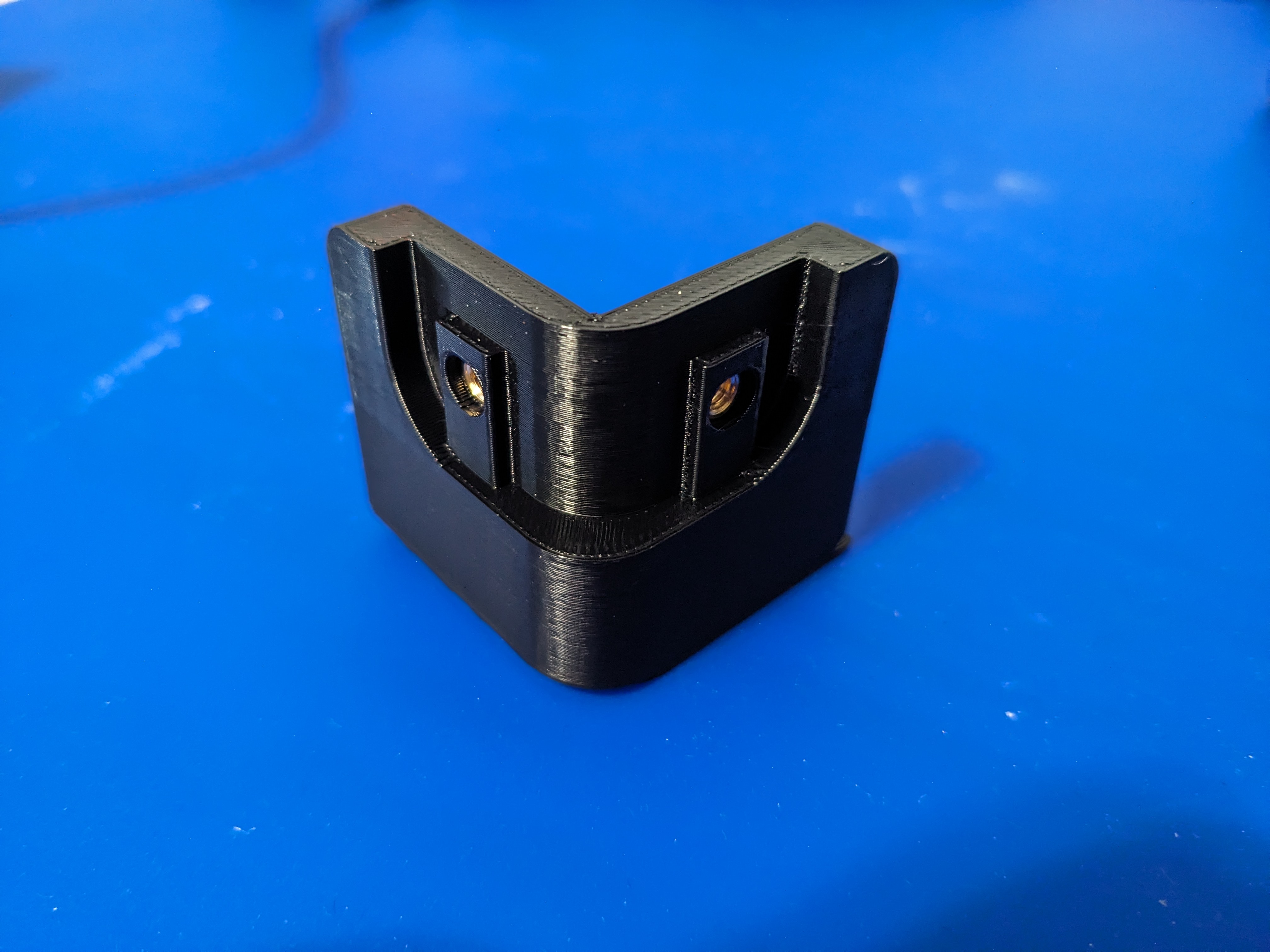 Miniatura 4 do modelo 3D Ikea Bror Vertical Shelf Lock