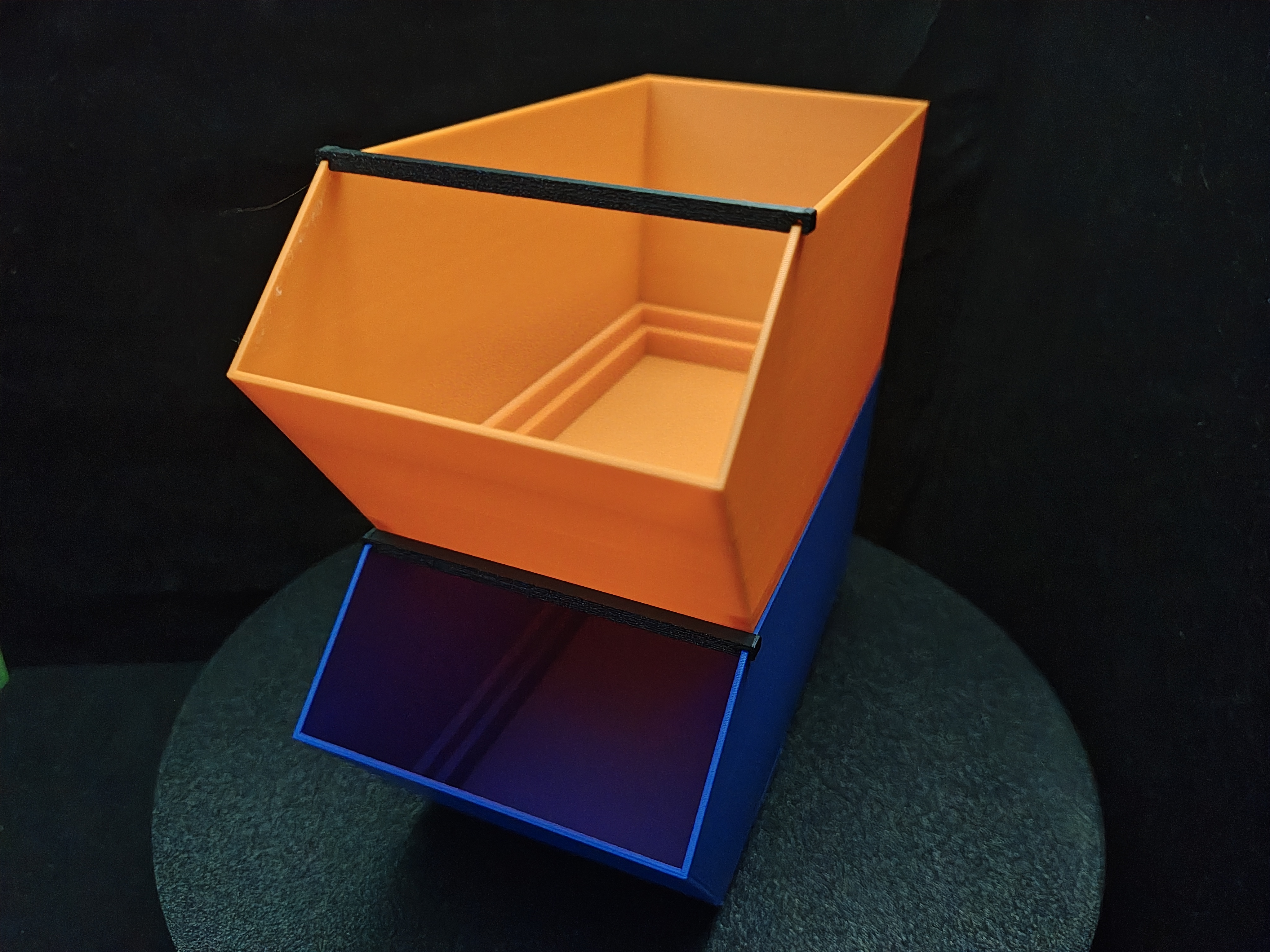Miniatura 6 do modelo 3D Stackable Workshop Storage Bin With Retaining Bar