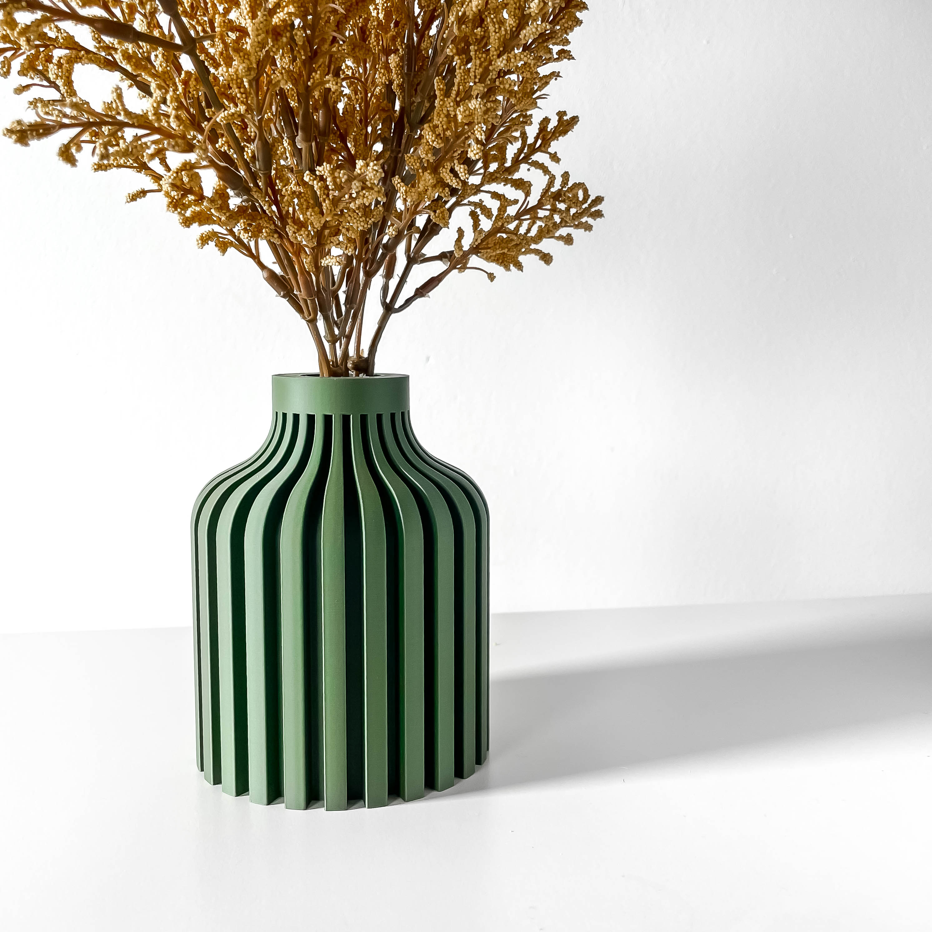 The Alik Short Vase, Modern and Unique Home Decor for Dried and ...