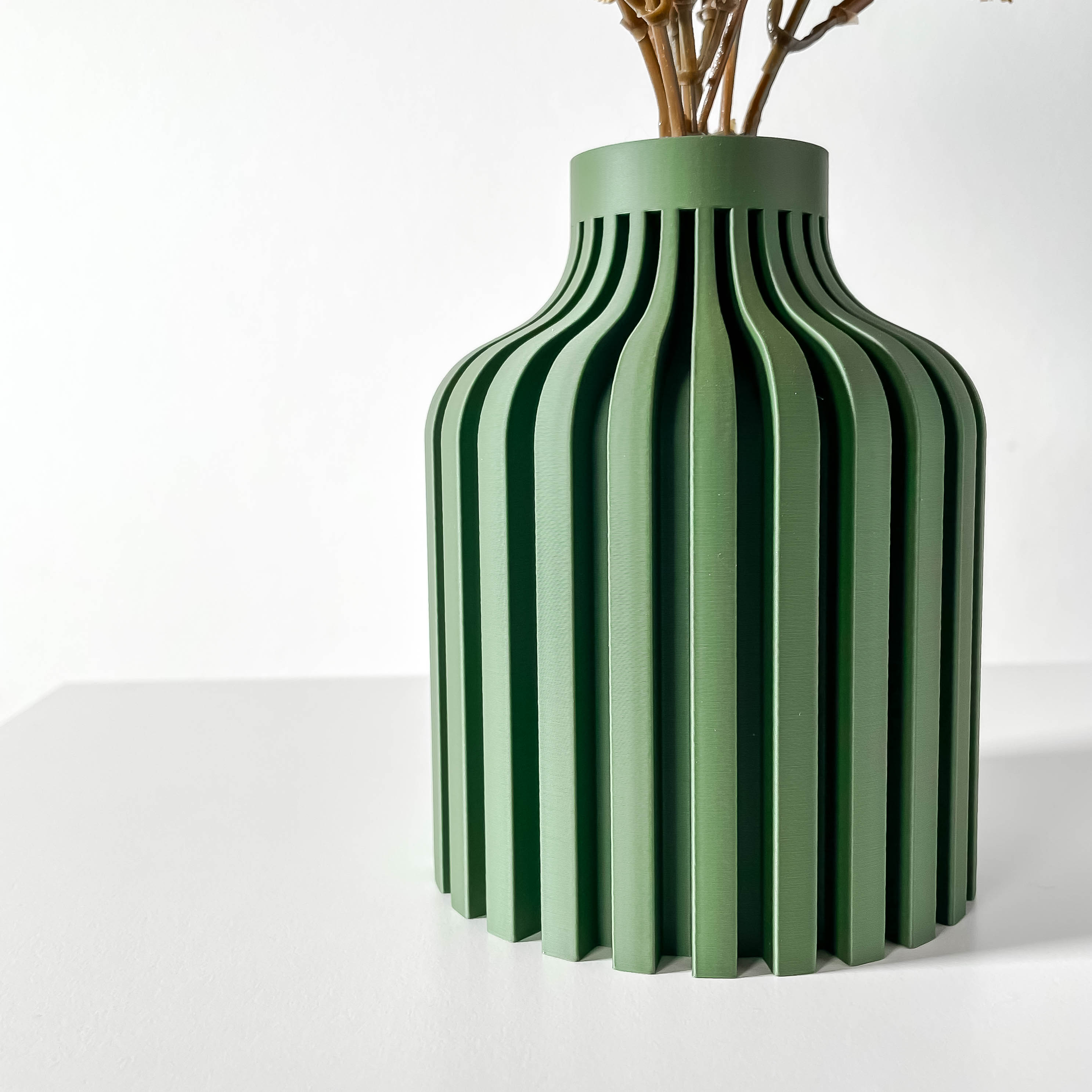 The Alik Short Vase, Modern and Unique Home Decor for Dried and ...