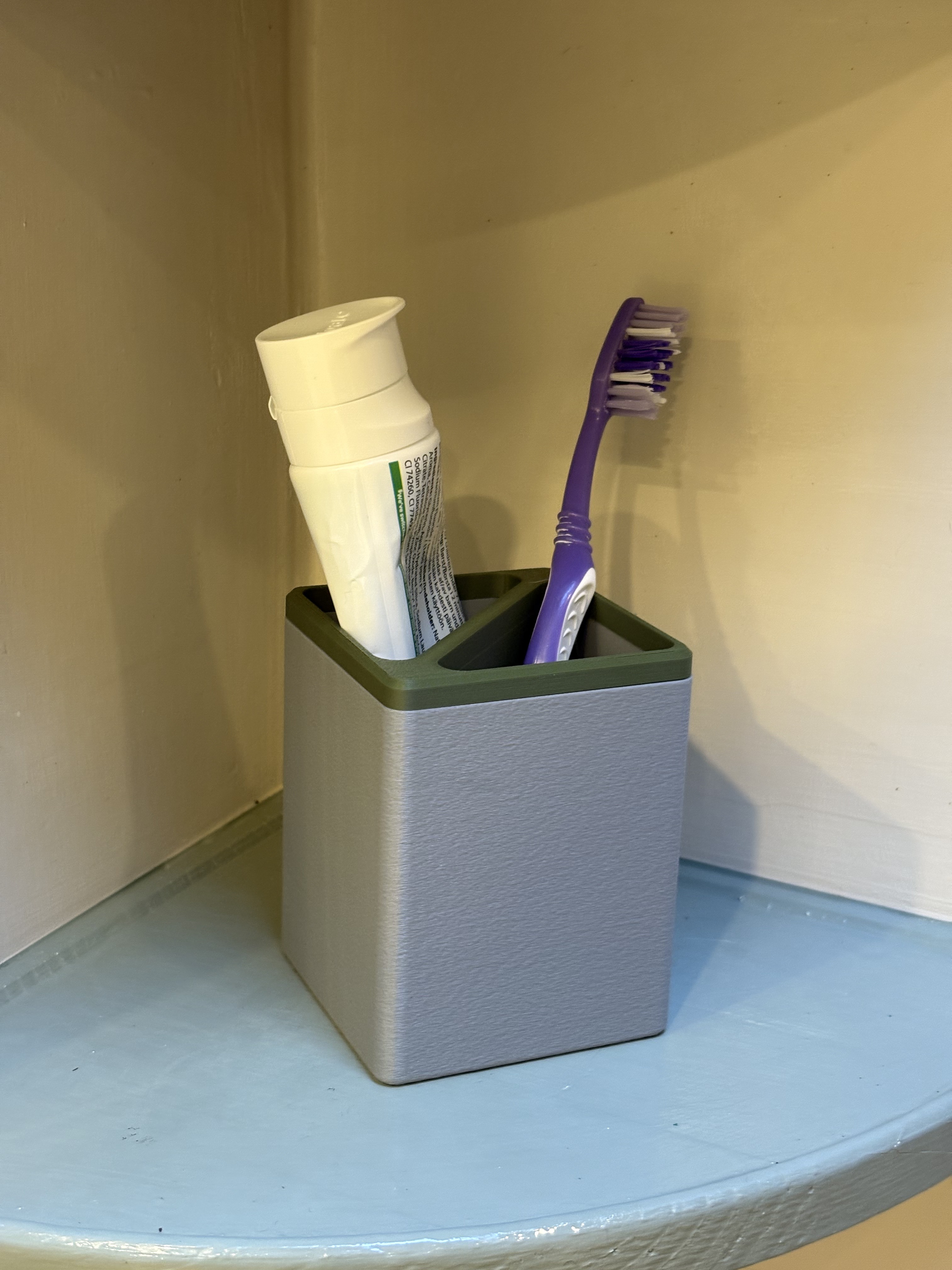 Small Toothbrush Caddy
