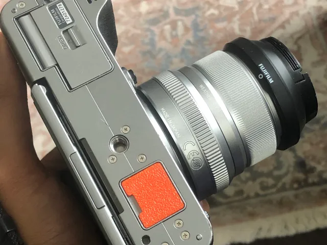 Fuji X-T2 Bottom Seal